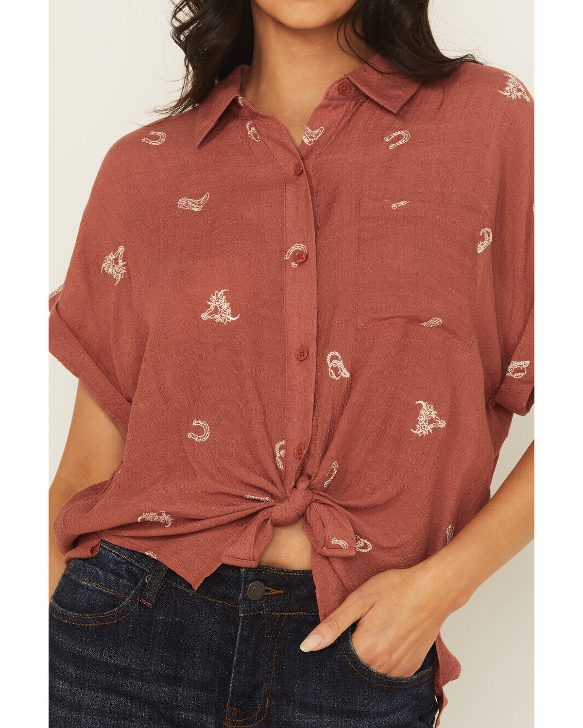 June & Hudson Women's Western Embroidered Short Sleeve Tie-Front Top