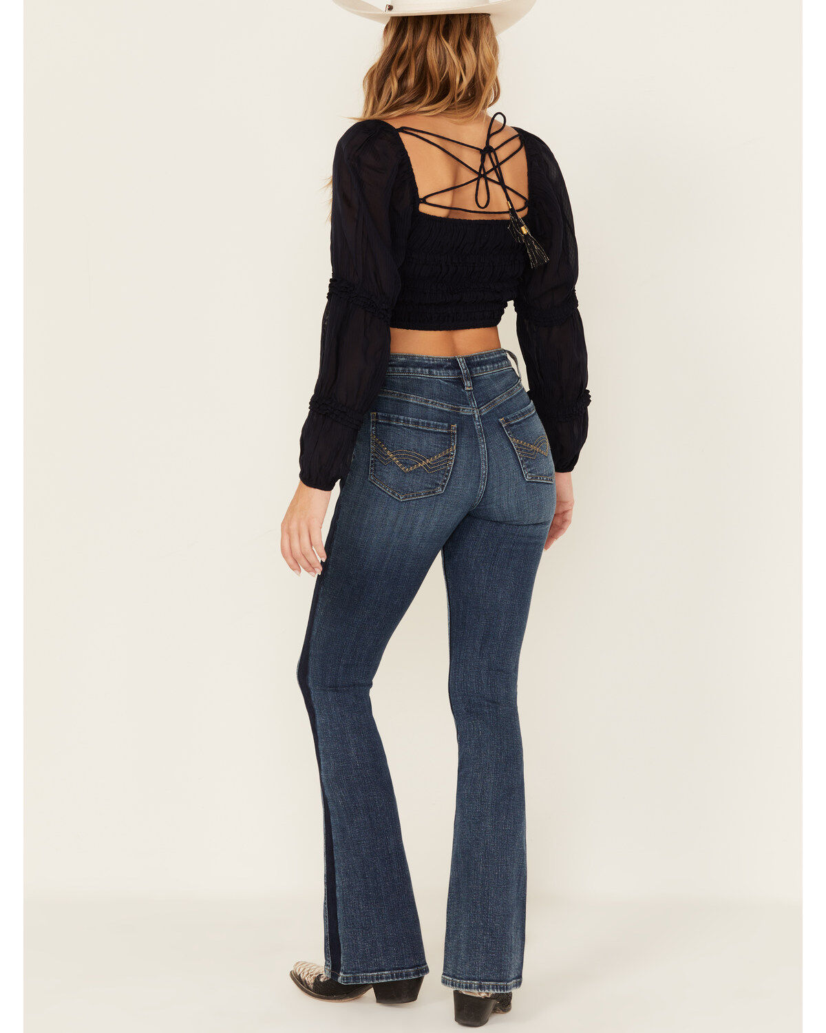 Idyllwind Women's Holland Medium Wash Contrast Panels High Risin' Stretch Bootcut Jeans