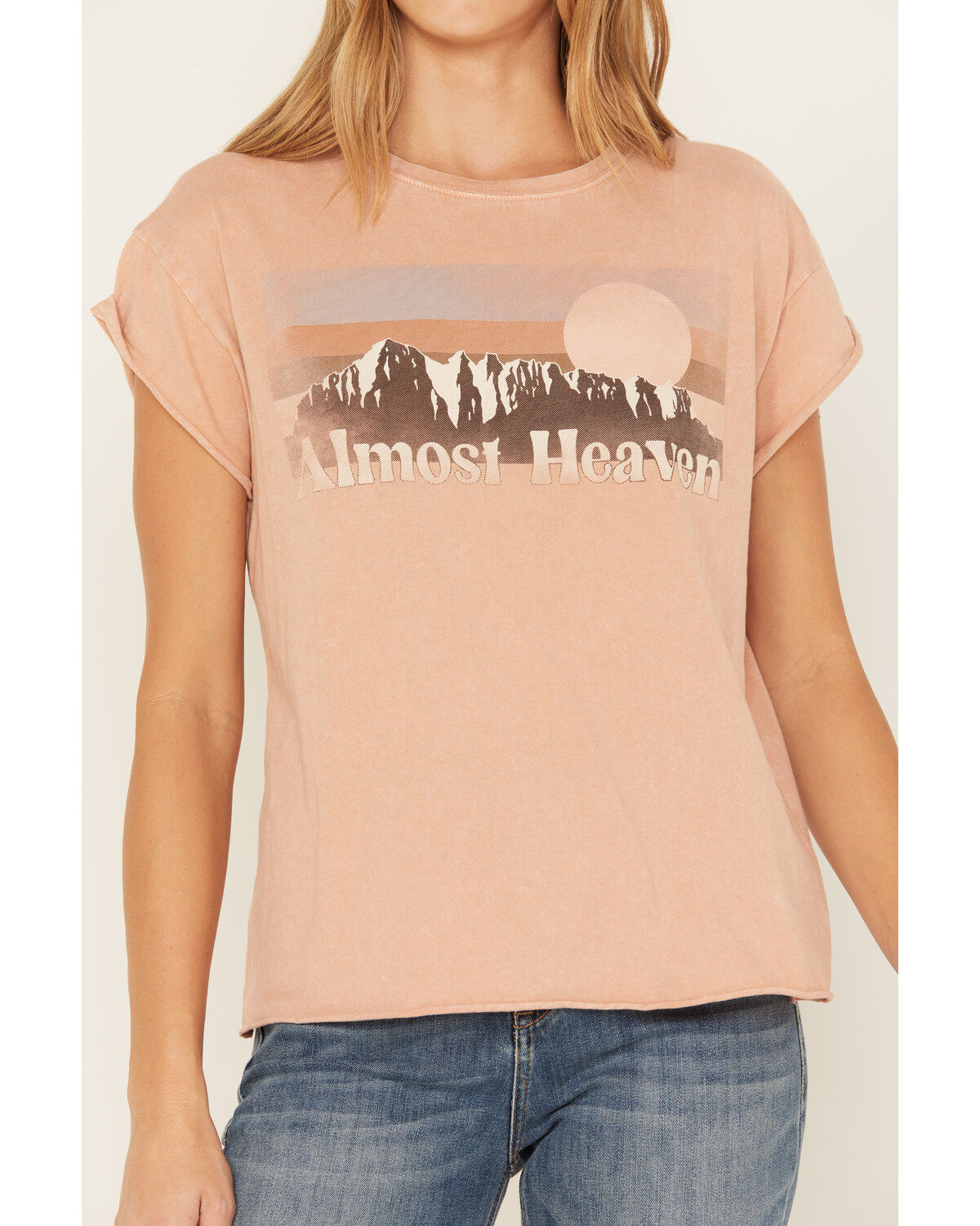 Cleo + Wolf Women's Almost Heaven Graphic Tee