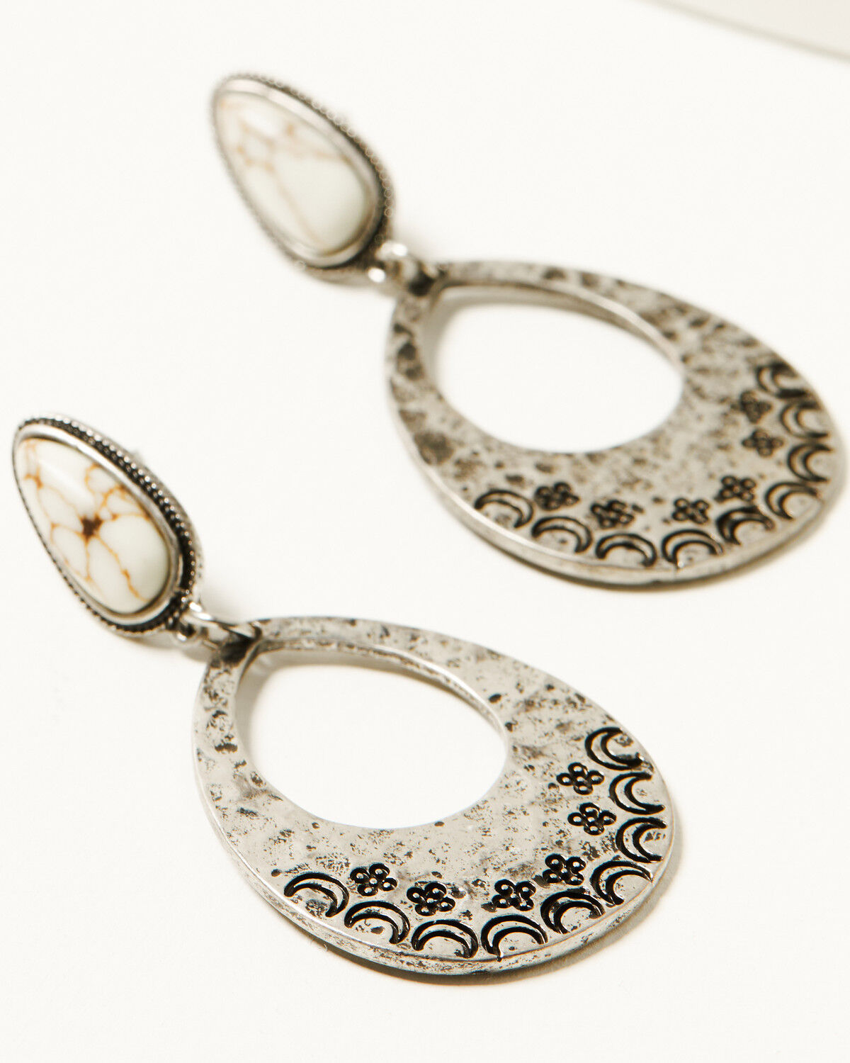 Shyanne Women's Isla Oasis Stamped Teardrop Earrings