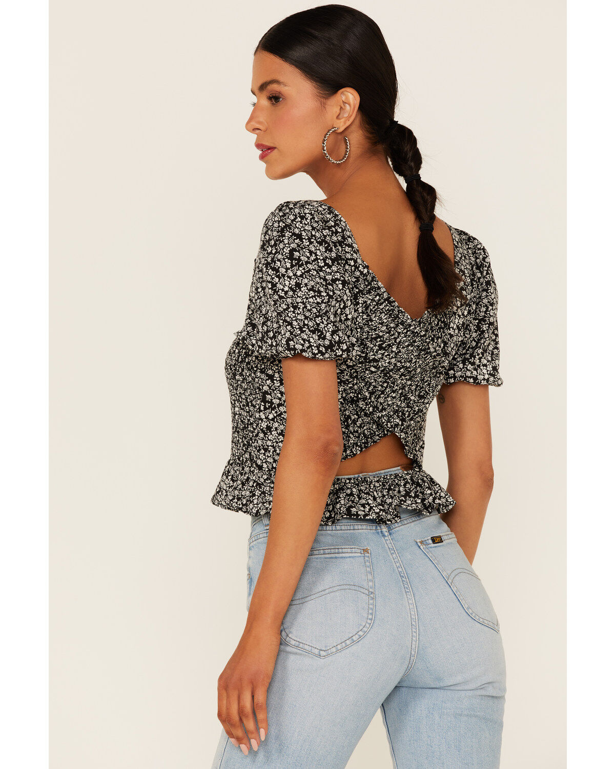 Beyond The Radar Women's Ditsy Floral Print Smocked Shirt