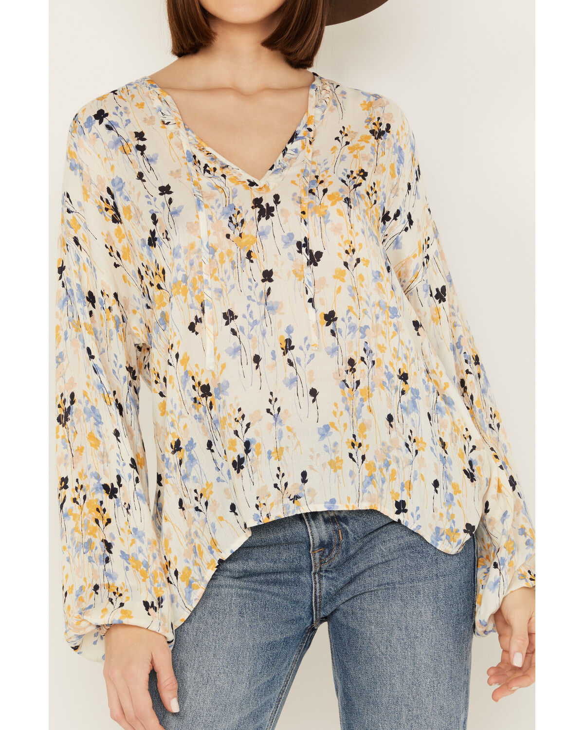 Cleo + Wolf Women's Crepe Rayon Printed Blouse