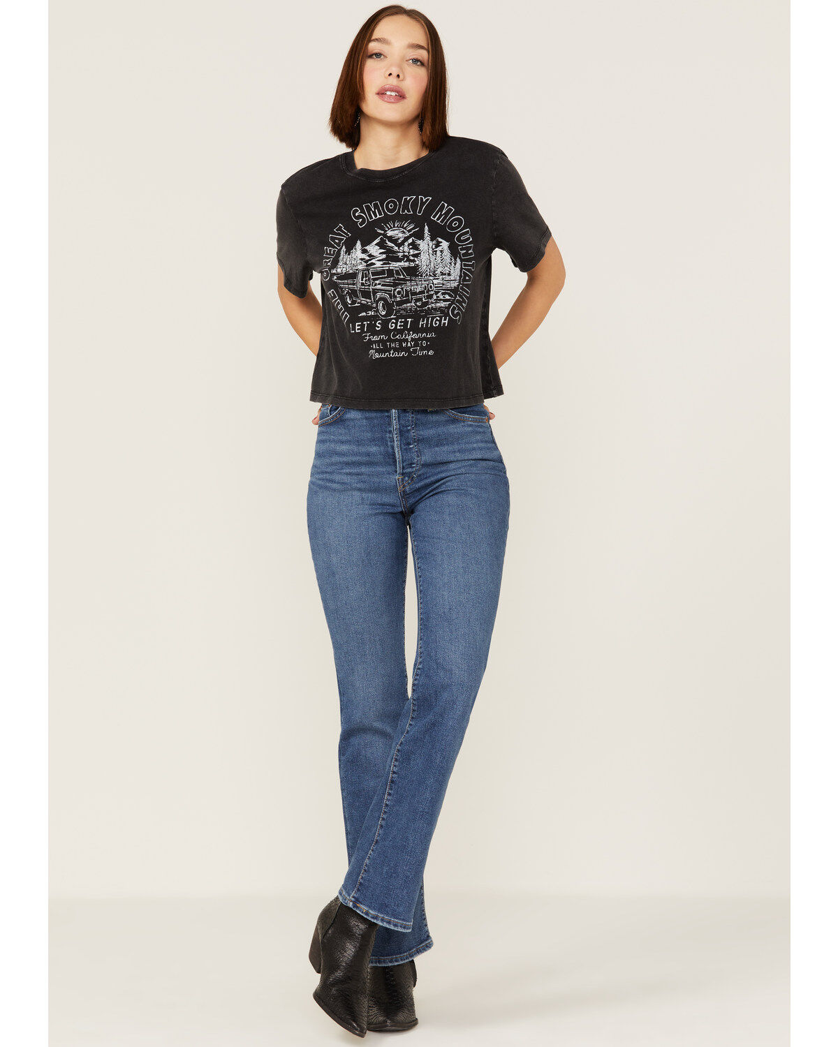 Cleo + Wolf Women's Great Smoky Mountains Graphic Boxy Crop Tee