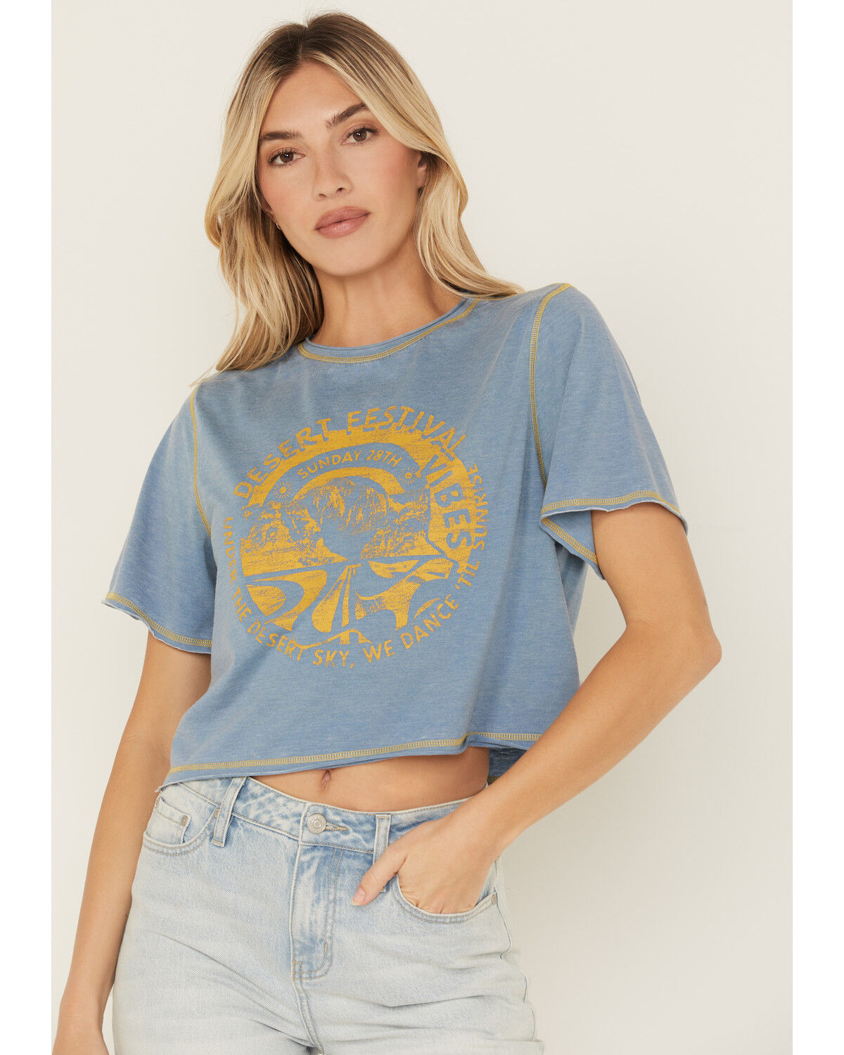 Cleo + Wolf Women's Desert Festival Short Sleeve Graphic Tee