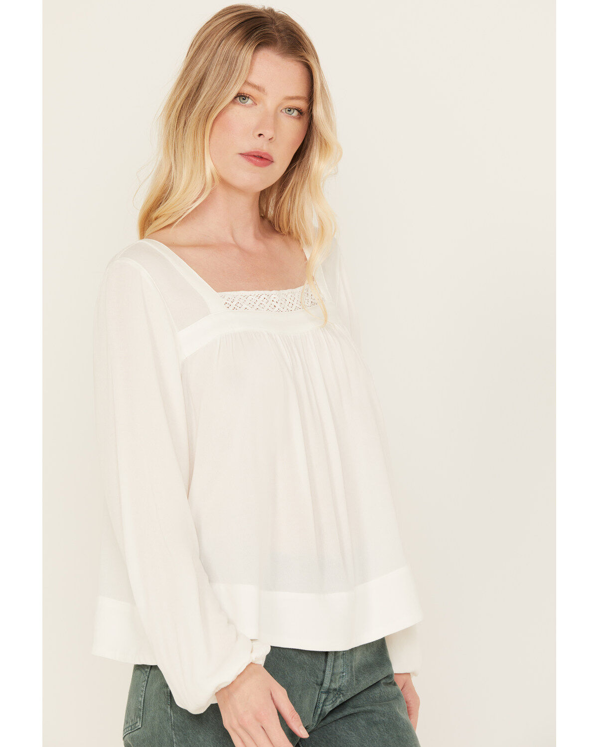 Cleo + Wolf Women's Long Sleeve Flowy Blouse