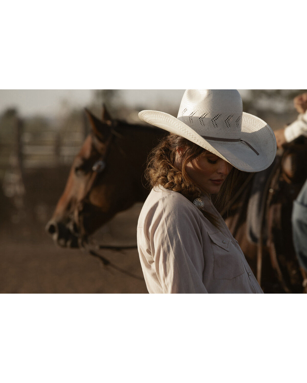 Cowboygirl by Jenna Paulette Women's Solid Long Sleeve Pearl Snap Western Shirt