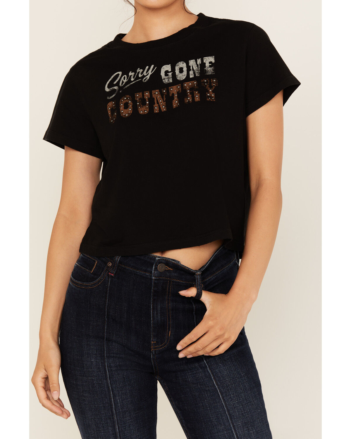Idyllwind Women's Sorry Gone Country Short Sleeve Cropped Graphic Tee