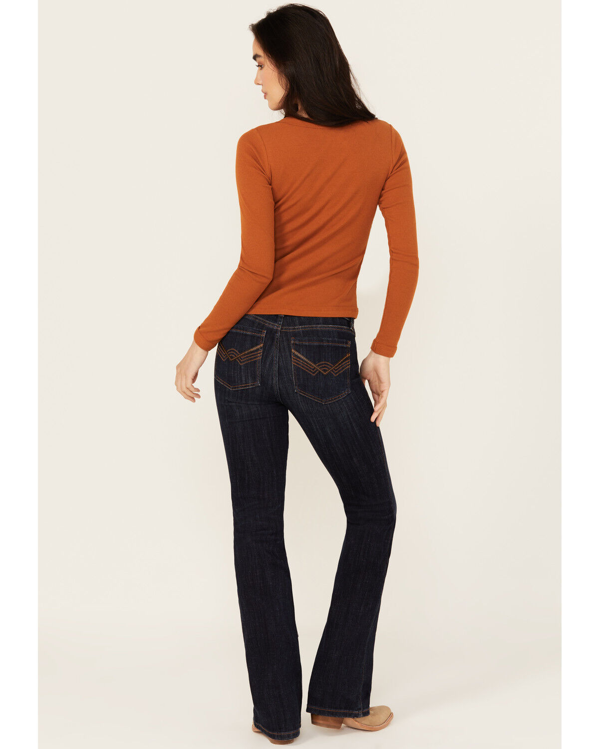 Idyllwind Women's Caldwell Dark Wash Mid Rise Bootcut Stretch Denim Jeans