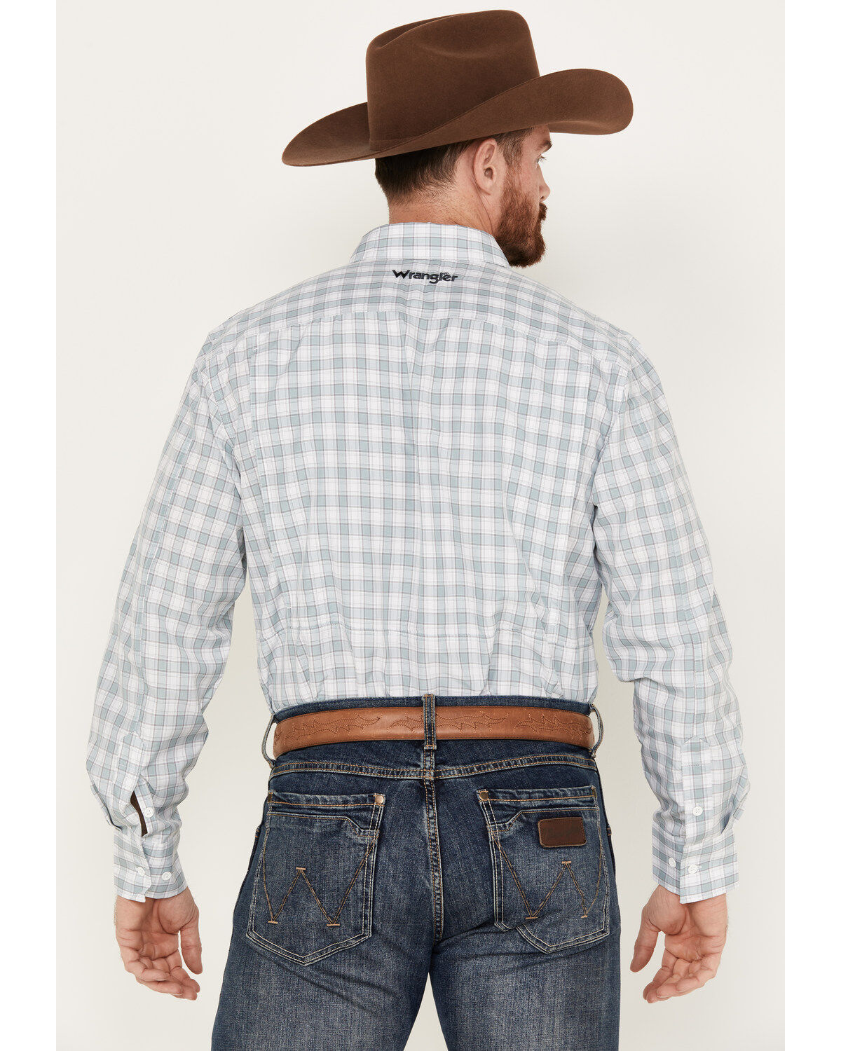 Wrangler Men's Performance Plaid Print Long Sleeve Button Down Western Shirt