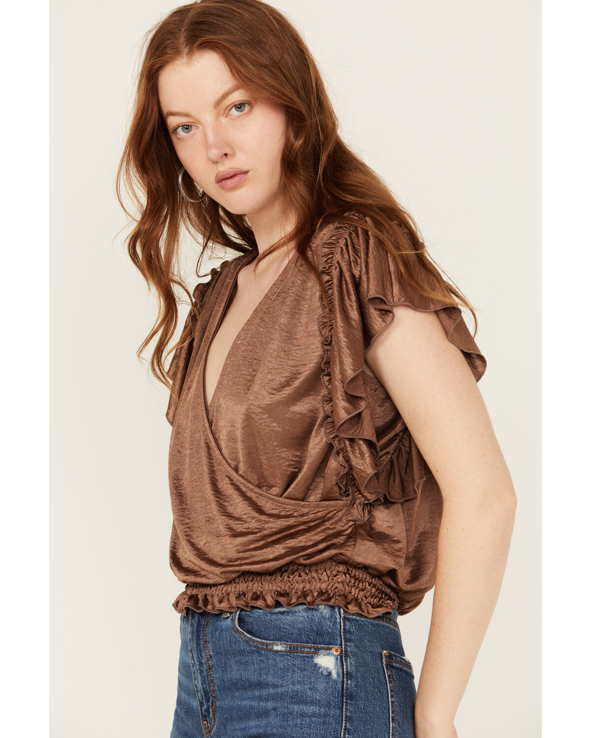 Wild Moss Women's Metallic Flutter Short Sleeve Top