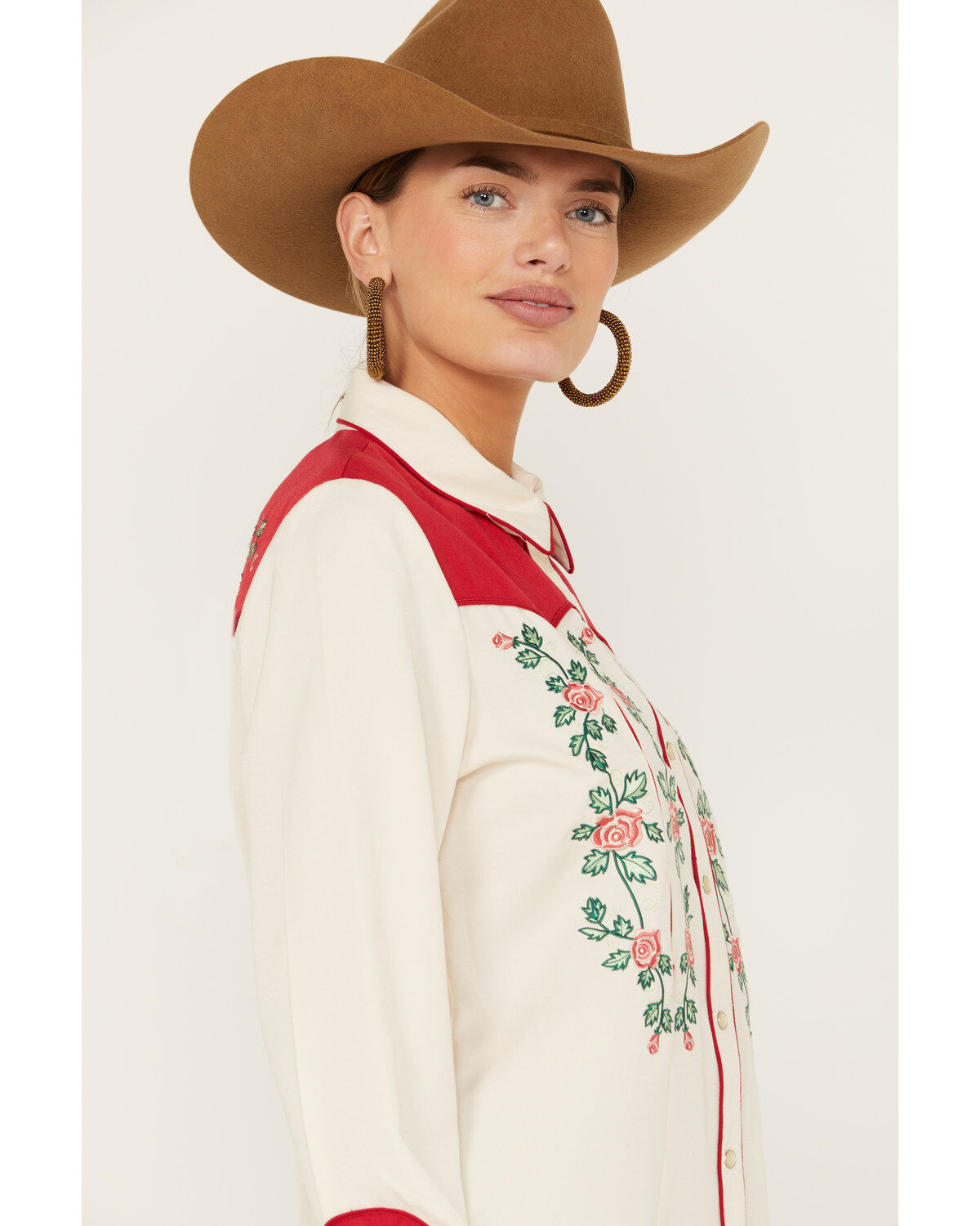 Scully Women's Floral Embroidered Long Sleeve Western Pearl Snap Shirt