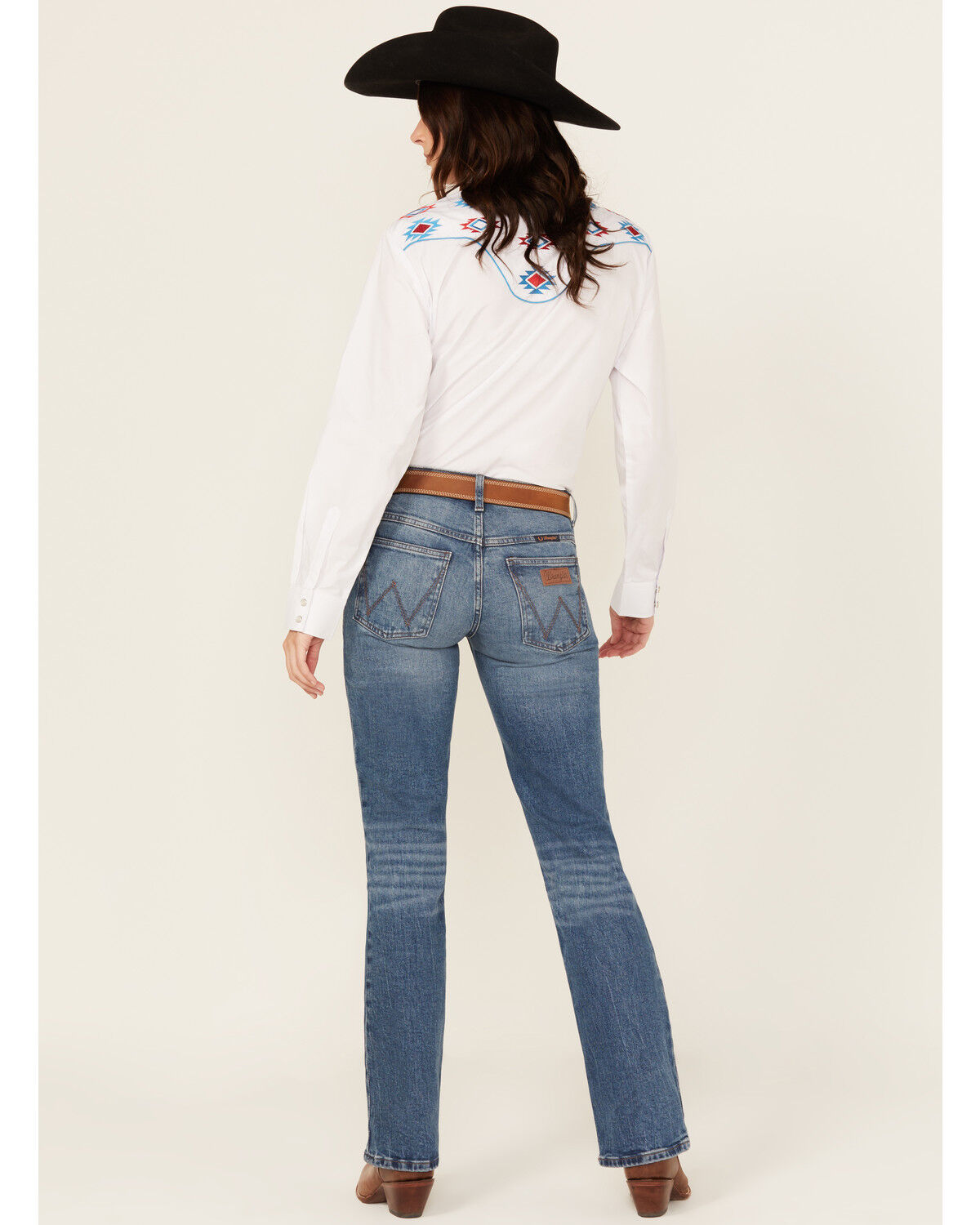 Wrangler Women's Jade Medium Wash Mid Rise Ultimate Riding Relaxed Bootcut Stretch Denim Jeans