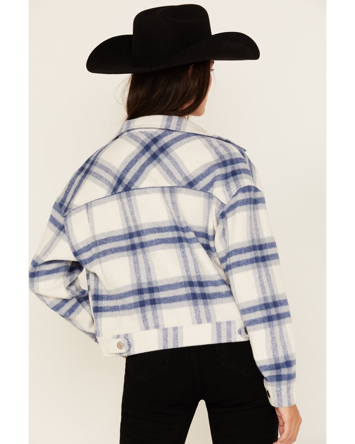 26 International Women's Plaid Print Shacket