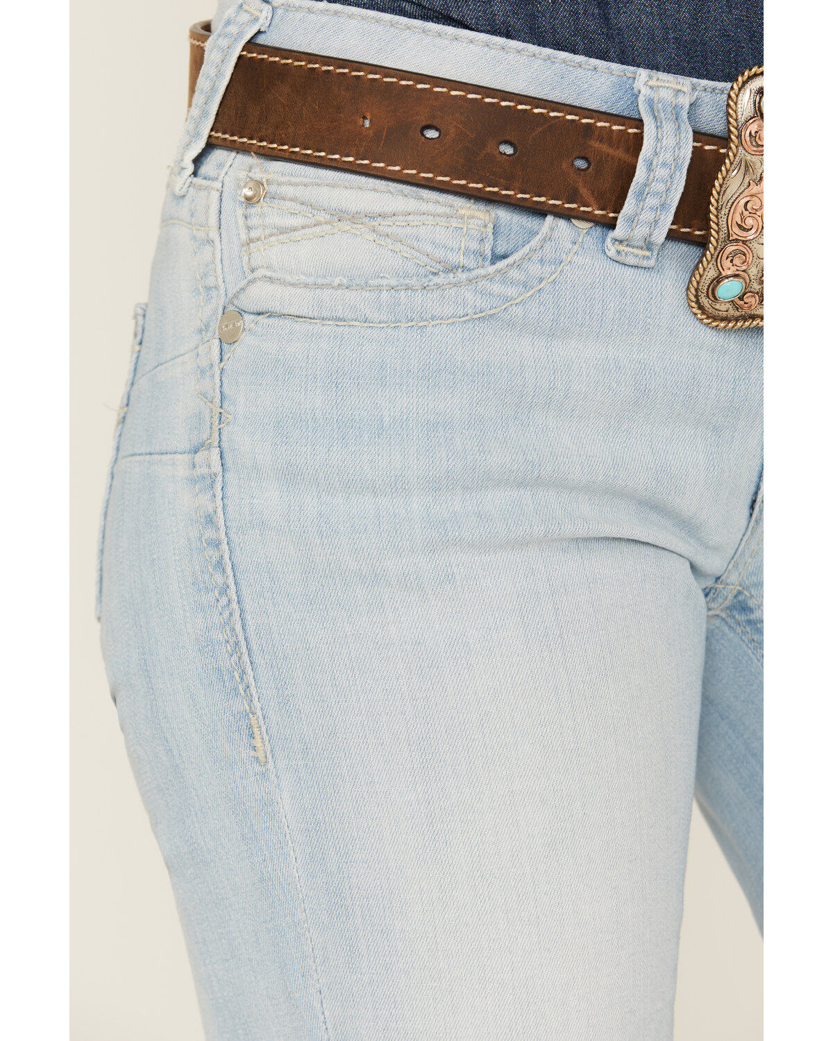 Ariat Women's R.E.A.L. Light Wash Zayla Low Rise Straight Leg Stretch Denim Jeans