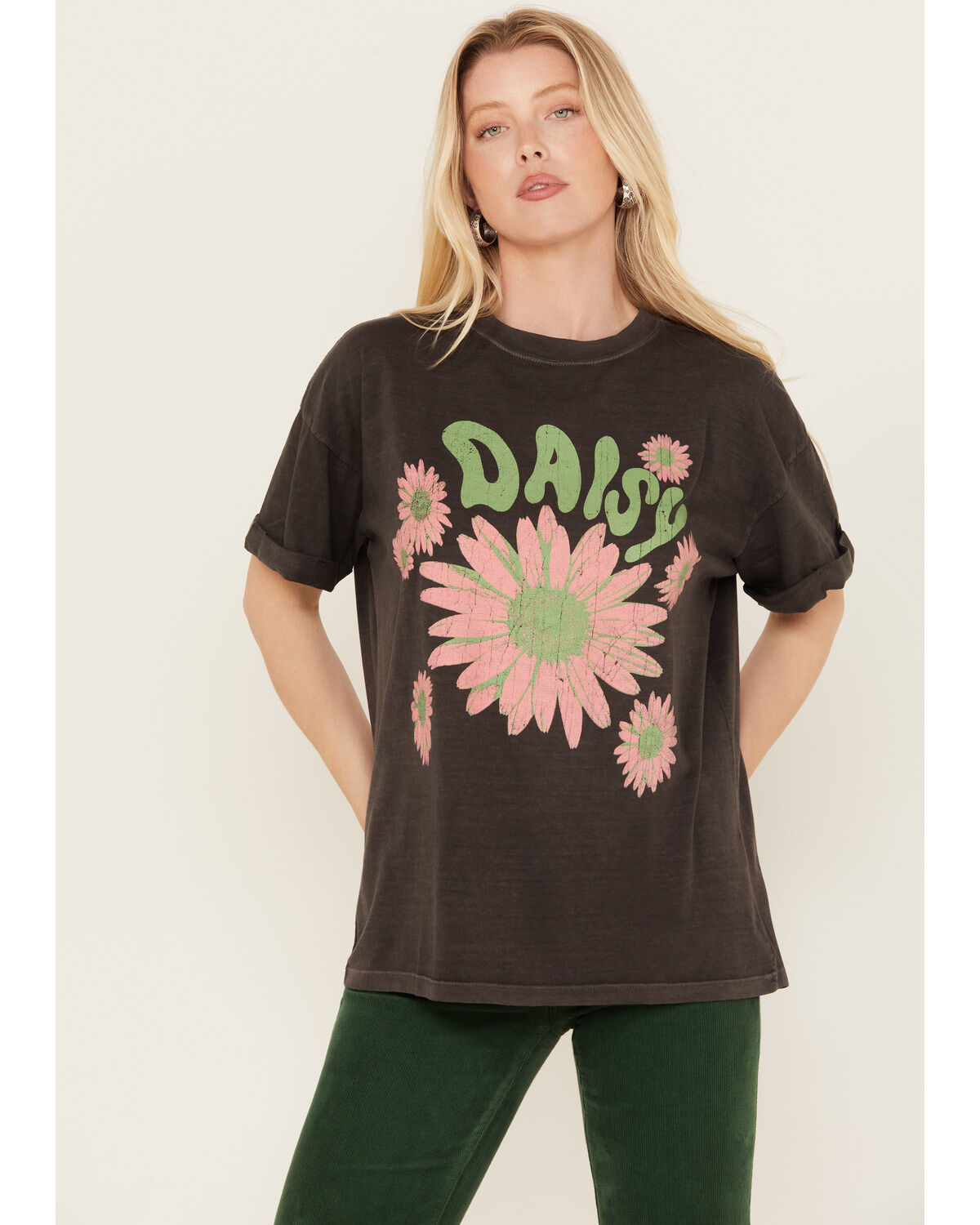 Girl Dangerous Women's Daisy Floral Boyfriend Graphic Tee