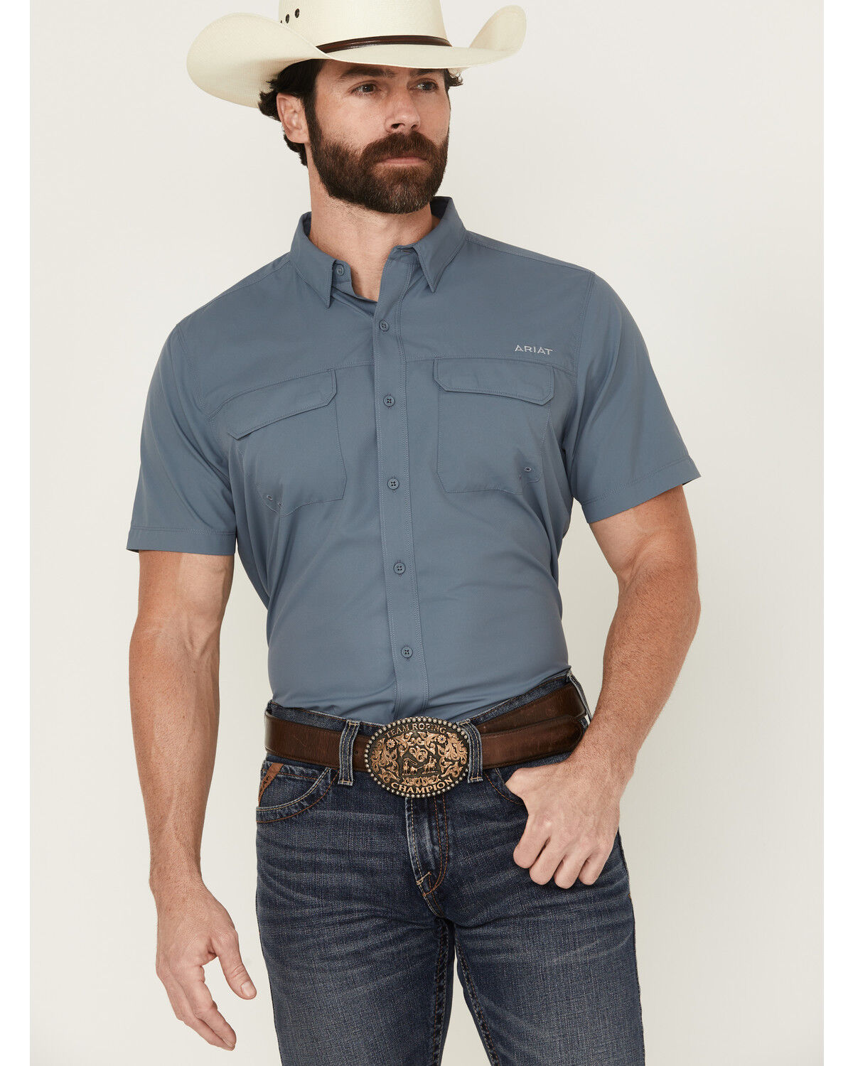 Ariat Men's VentTEK Outbound Solid Short Sleeve Button-Down Performance Shirt