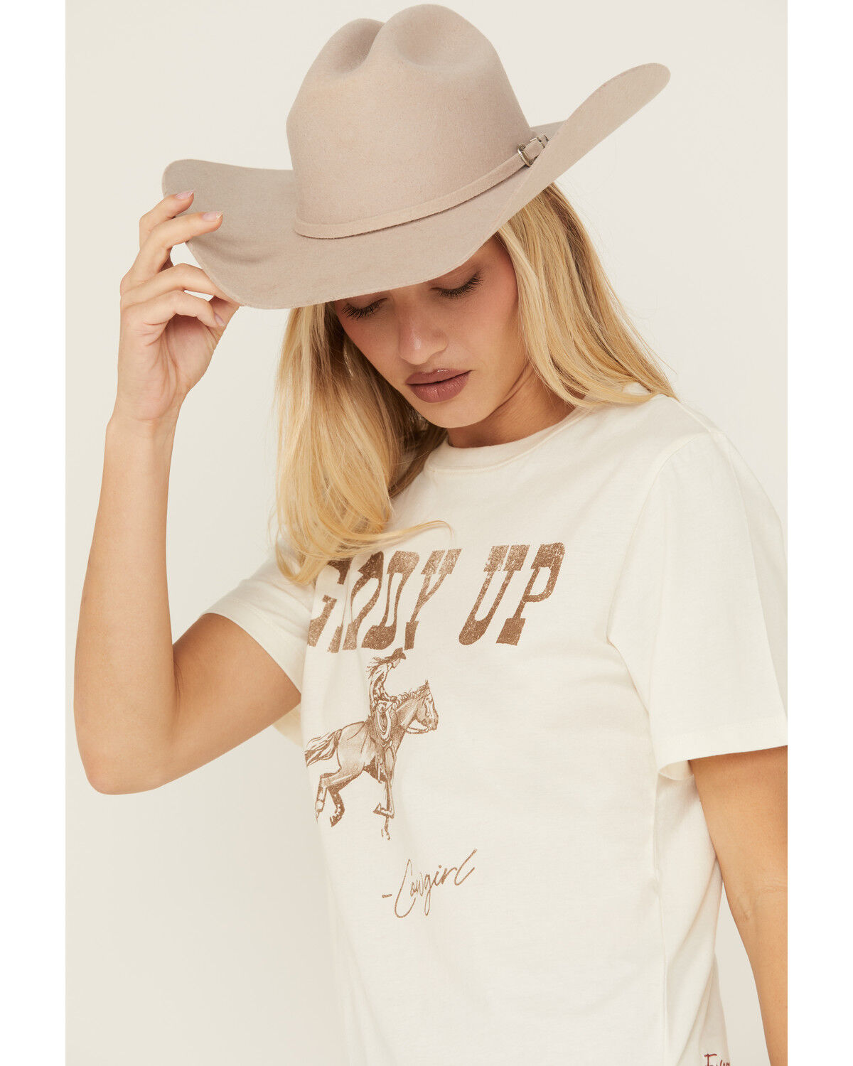 Idyllwind Women's Giddy Up Short Sleeve Graphic Tee