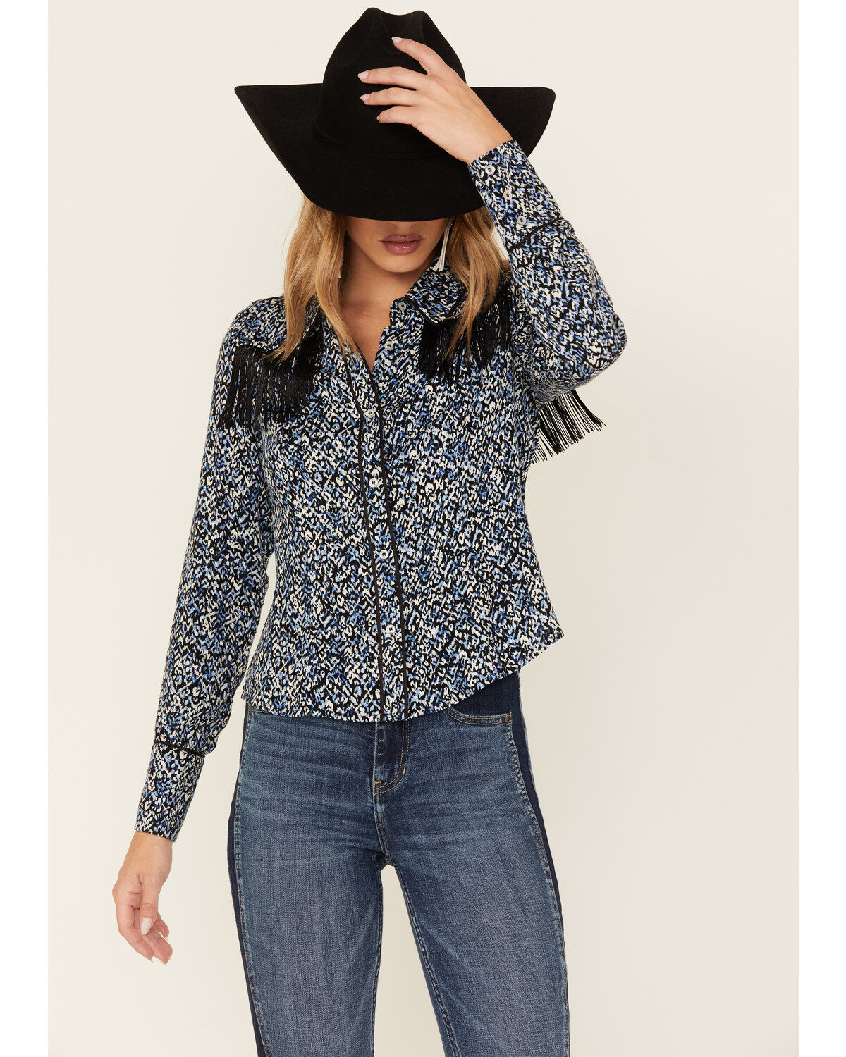 Idyllwind Women's Brooks Print Fringe Long Sleeve Button Down Shirt