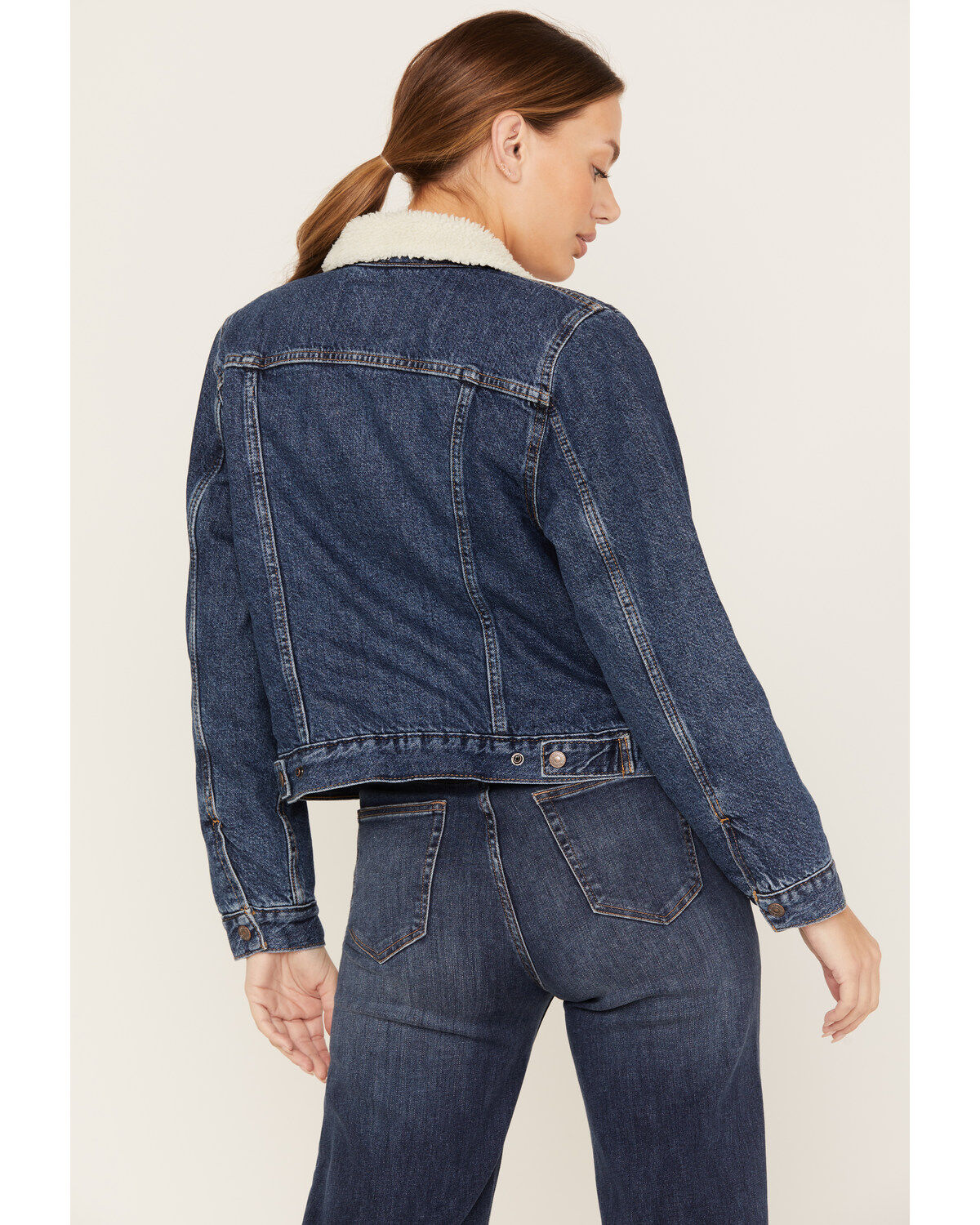 Levi's Women's Worn In Original Sherpa Trucker Jacket