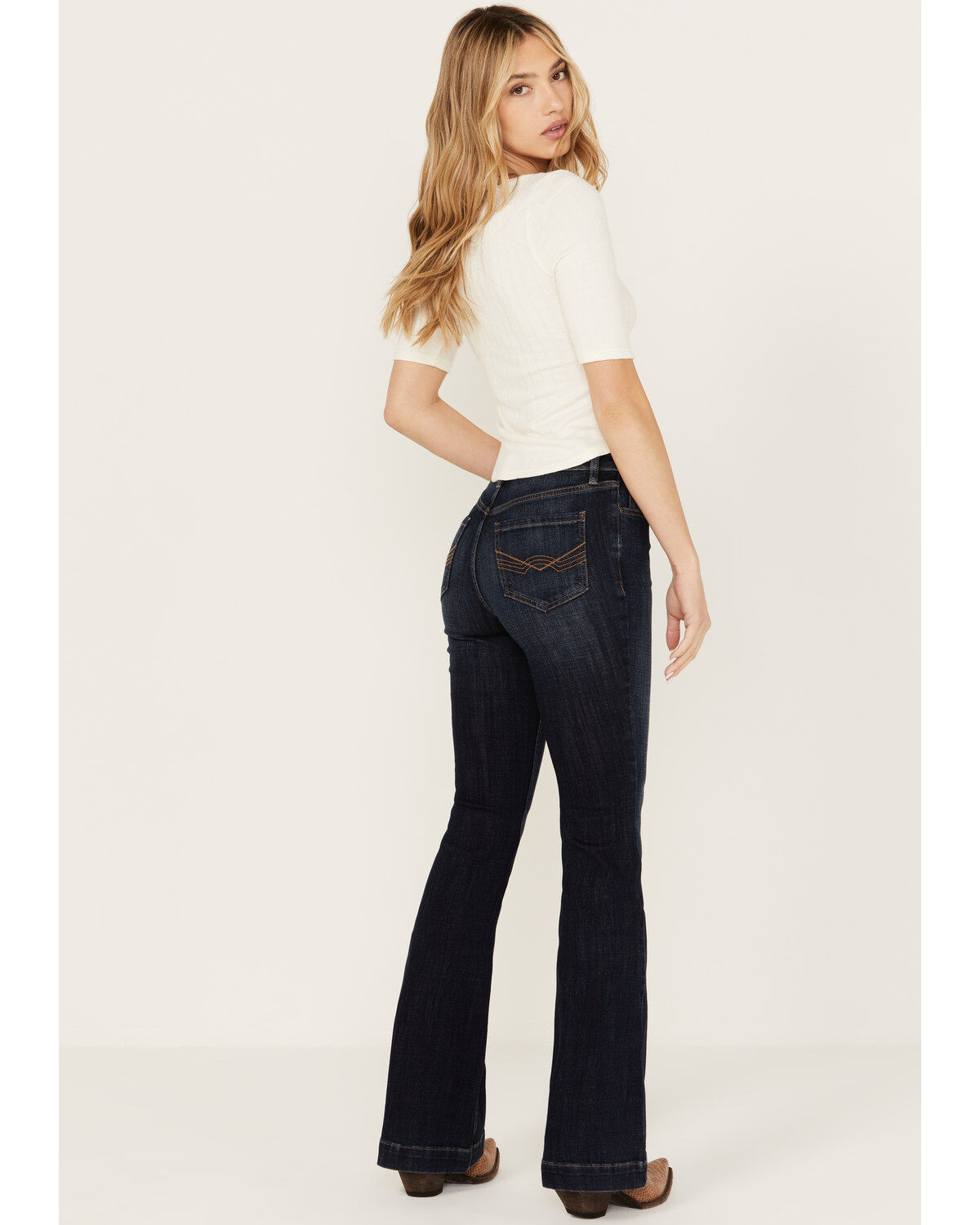 Idyllwind Women's Dark Wash Vista Drive Outlaw Trouser Flare Denim Jeans