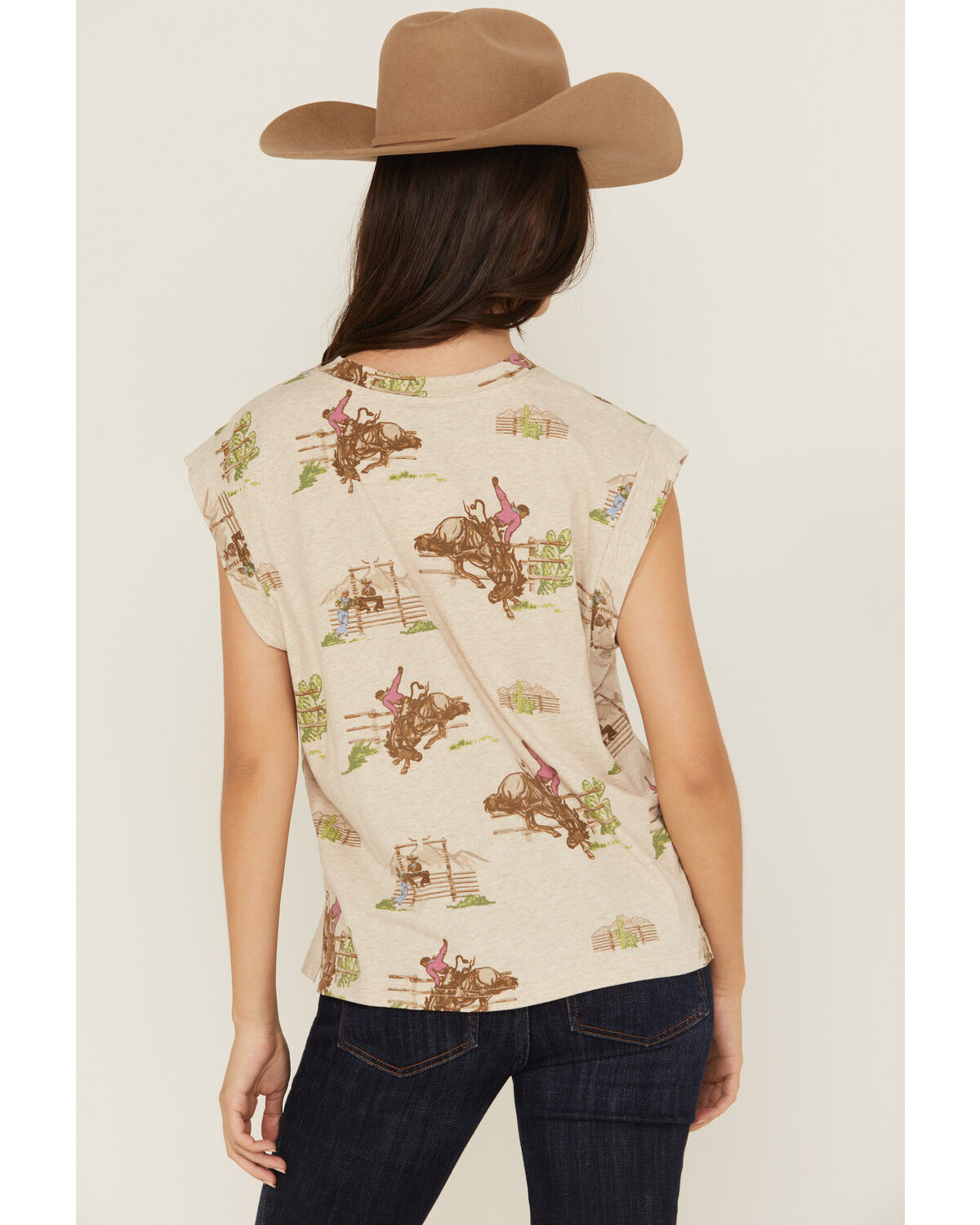 Ariat Women's Conversational Print Short Sleeve Graphic Tee