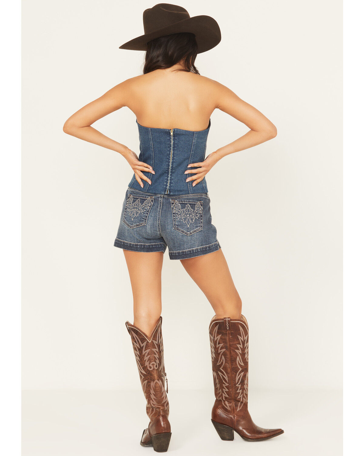 Shyanne Women's Evelyn Medium Wash Novelty Back Comfort Stretch Denim Shorts