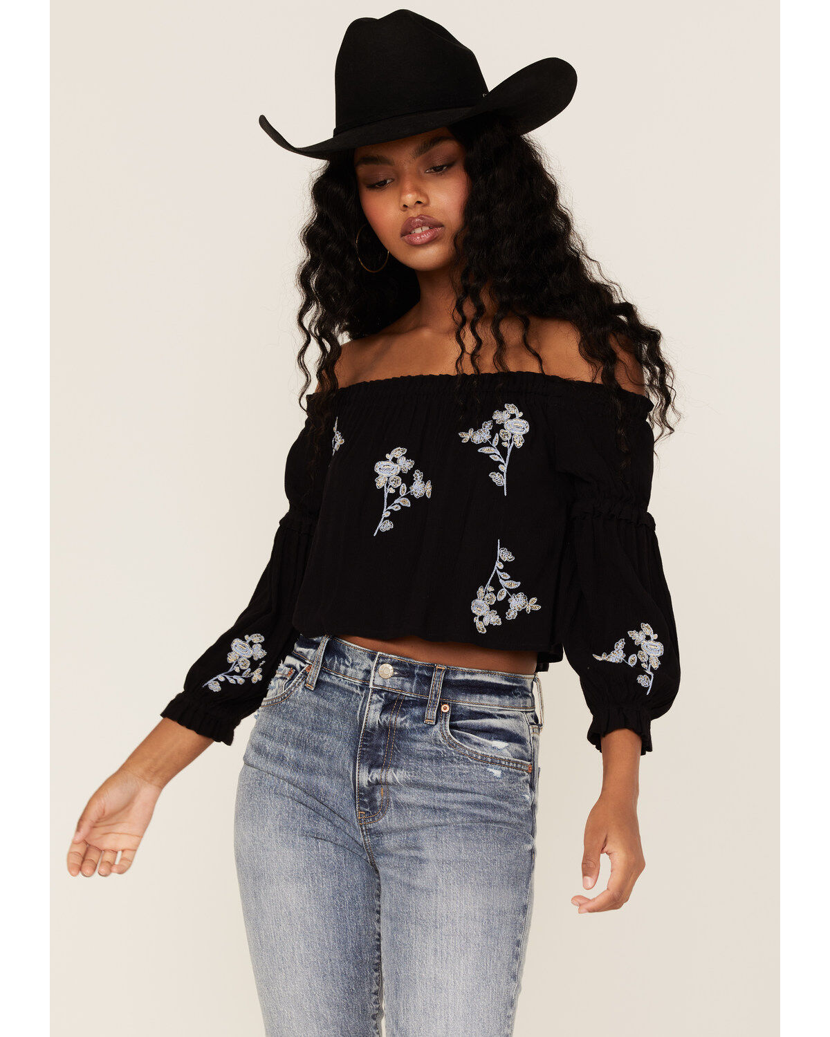 Shyanne Women's Floral Embroidered Off-Shoulder Crop Top