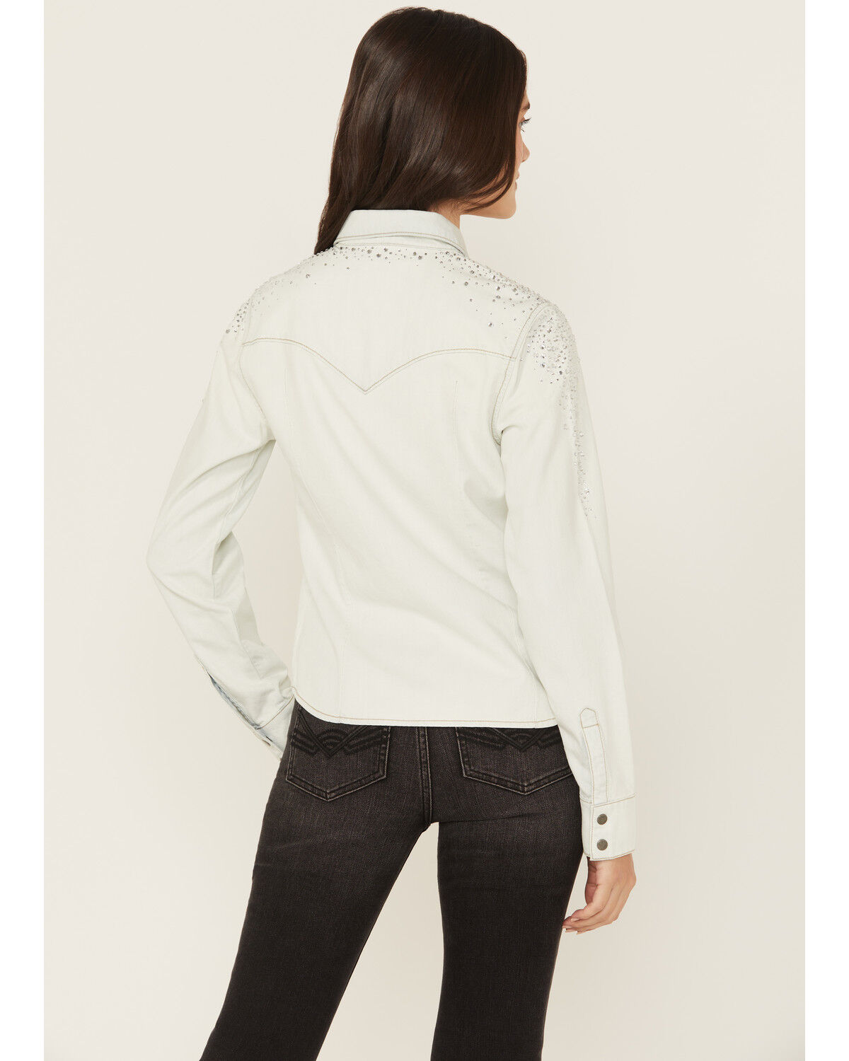 Idyllwind Women's Embellished Light Wash Long Sleeve Snap Denim Shirt