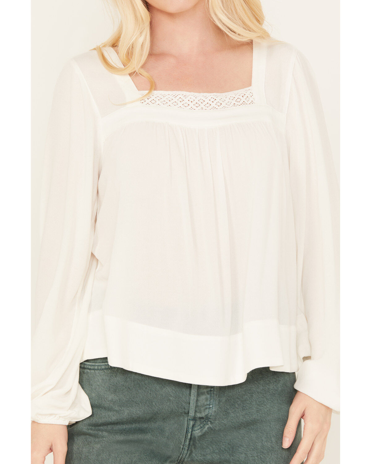 Cleo + Wolf Women's Long Sleeve Flowy Blouse
