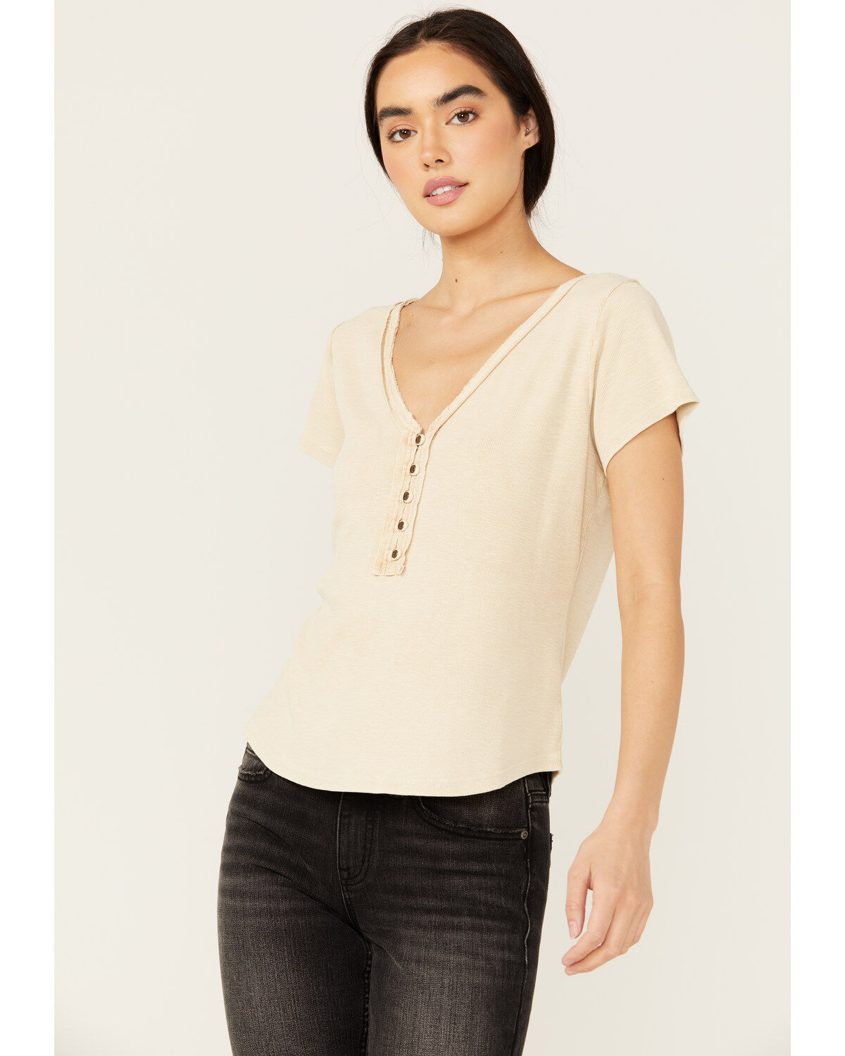 Idyllwind Women's Vaughn Henley Short Sleeve Shirt