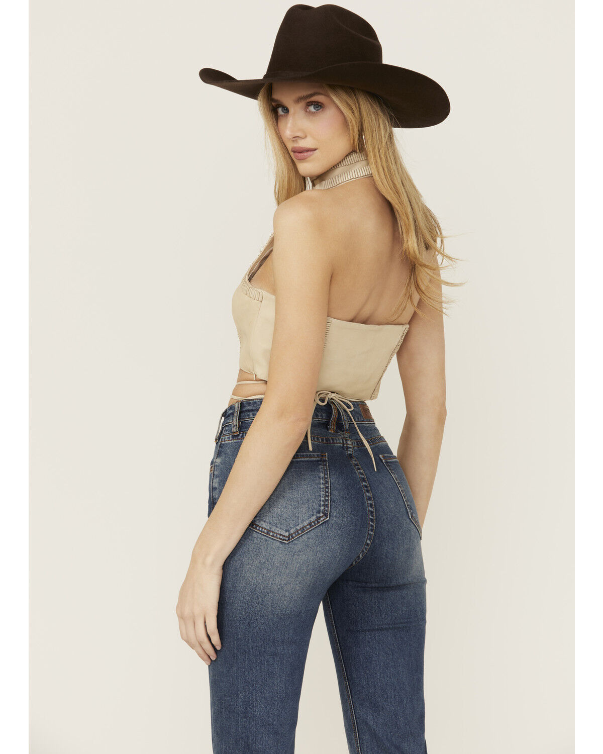 Double D Ranch Women's Gift Of The Anasazi Cropped Halter Top