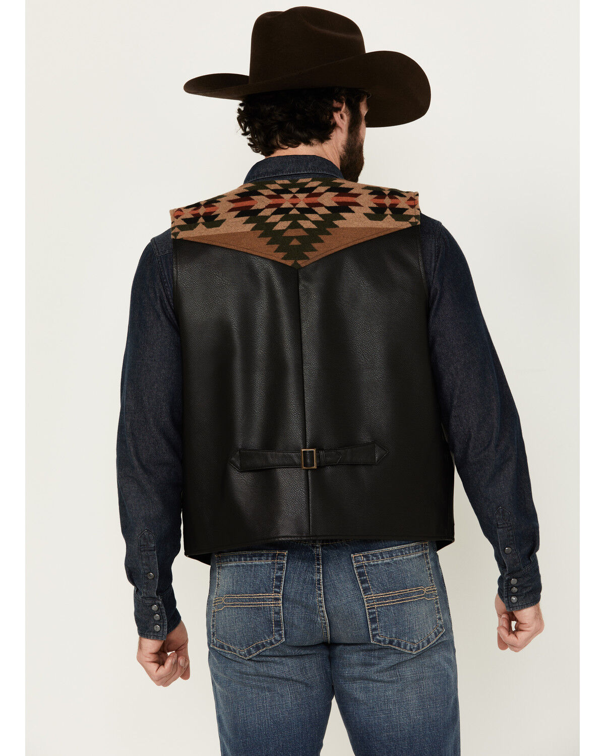 Moonshine Spirit Men's Alamo Southwestern Print Snap Vest