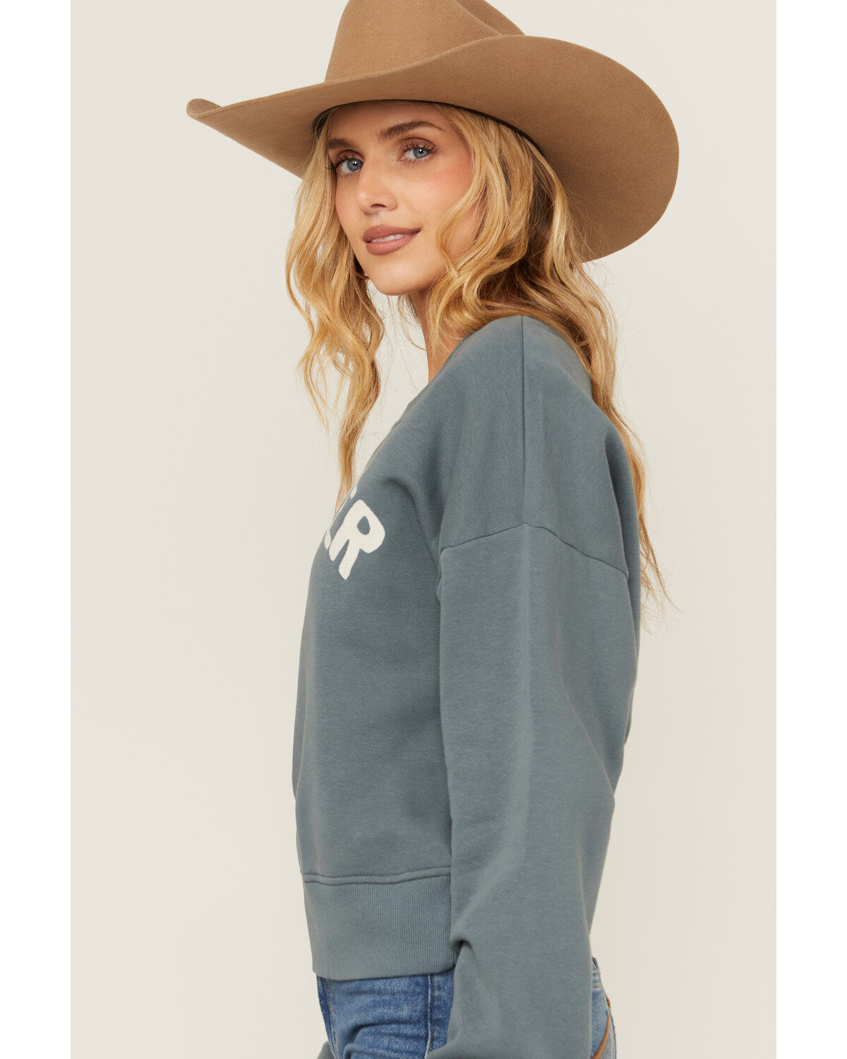 Wrangler Retro Women's Solid Logo Sweatshirt