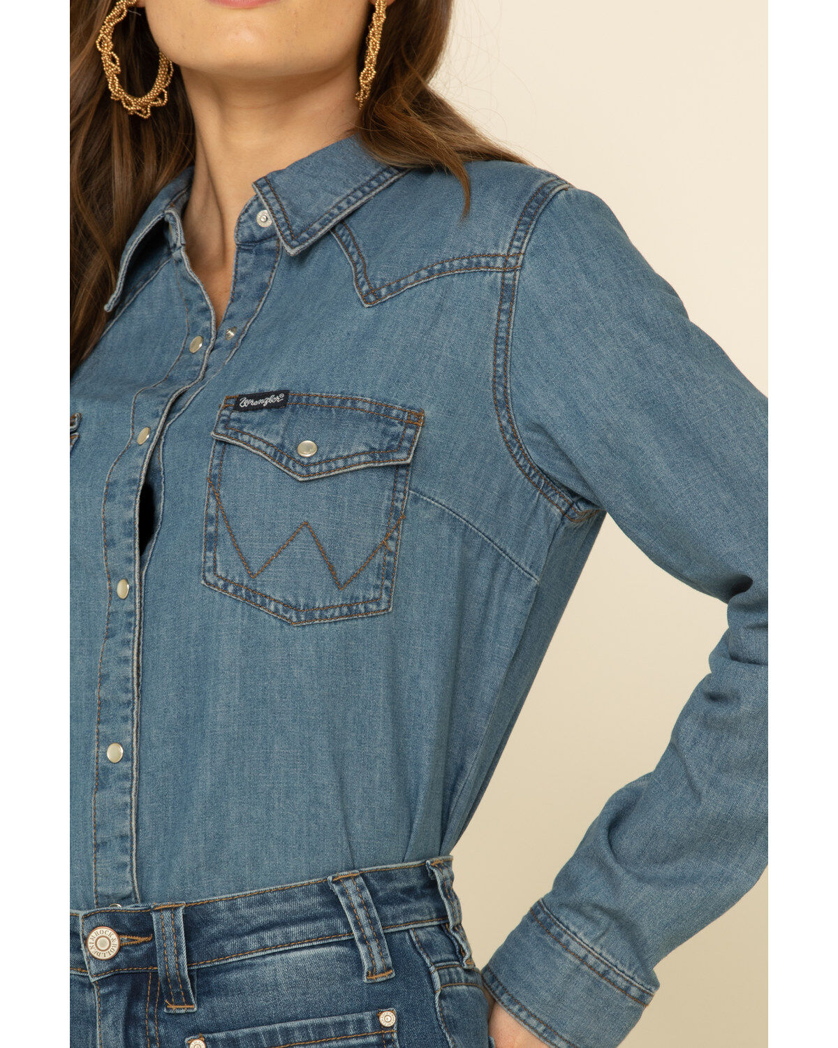 Wrangler Women's Medium Denim Snap Long Sleeve Western Shirt