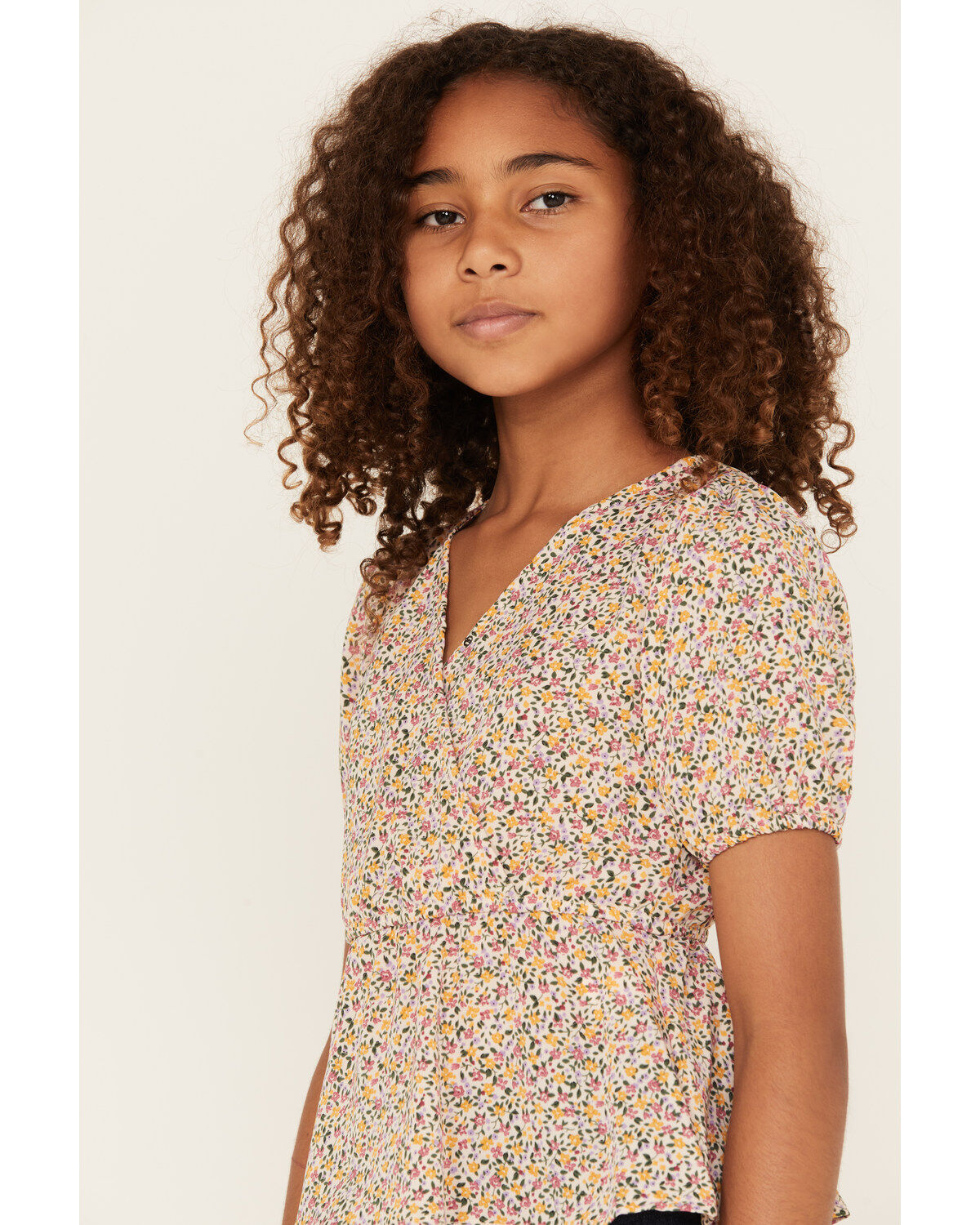 Hayden LA Girls' Ditsy Floral Print Puff Sleeve Top