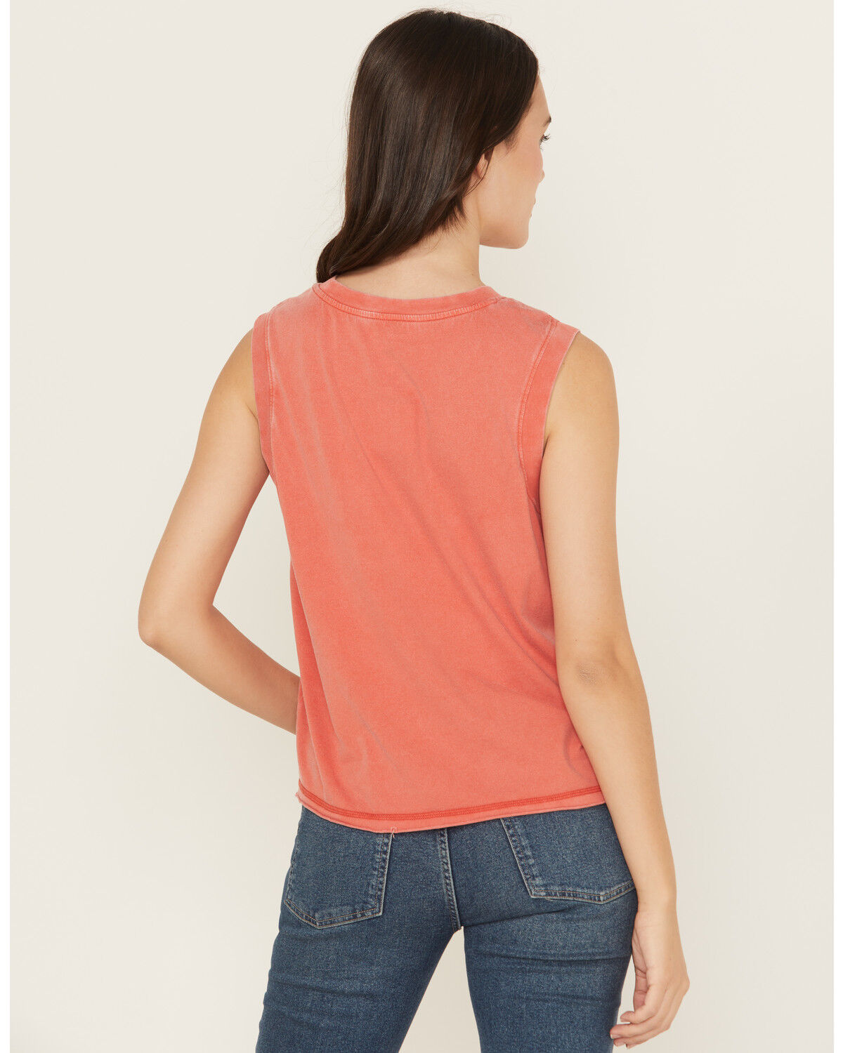 Ariat Women's Desert Club Sleeveless Graphic Tank Top