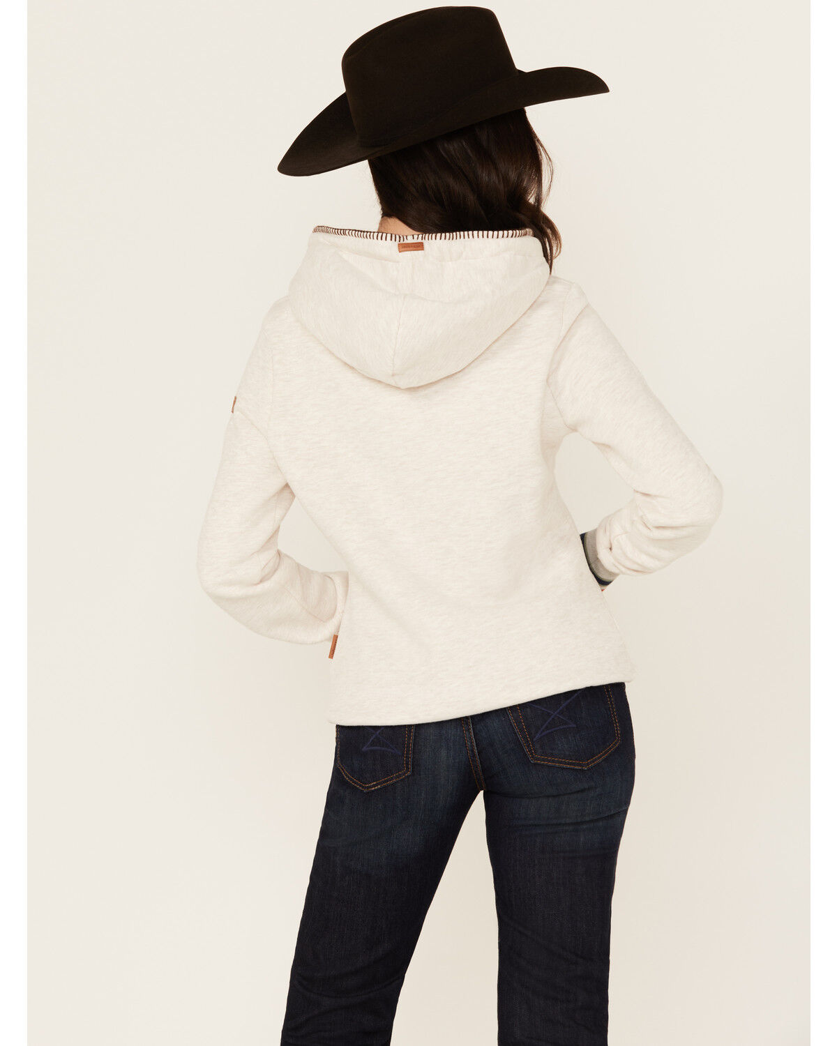 Wanakome Women's Annook Stitch Logo Hoodie