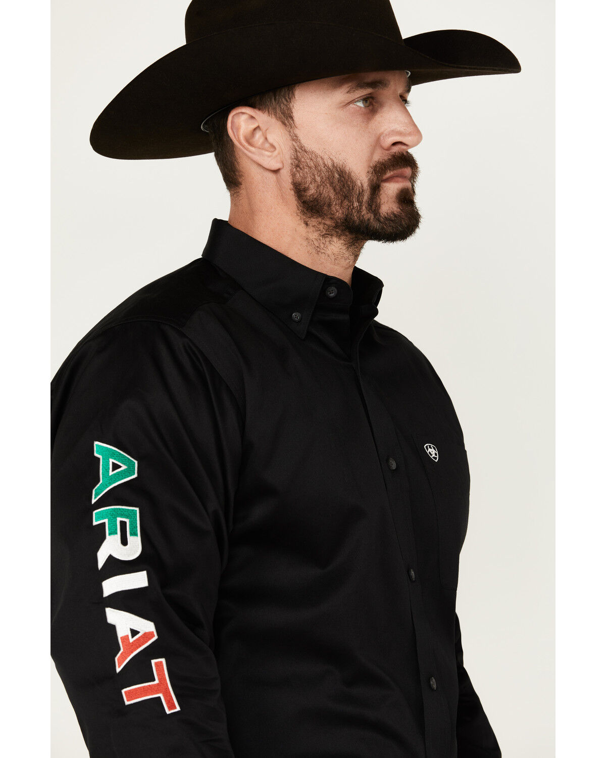 Ariat Men's Twill Fitted Team Mexico Solid Long Sleeve Button-Down Western Shirt
