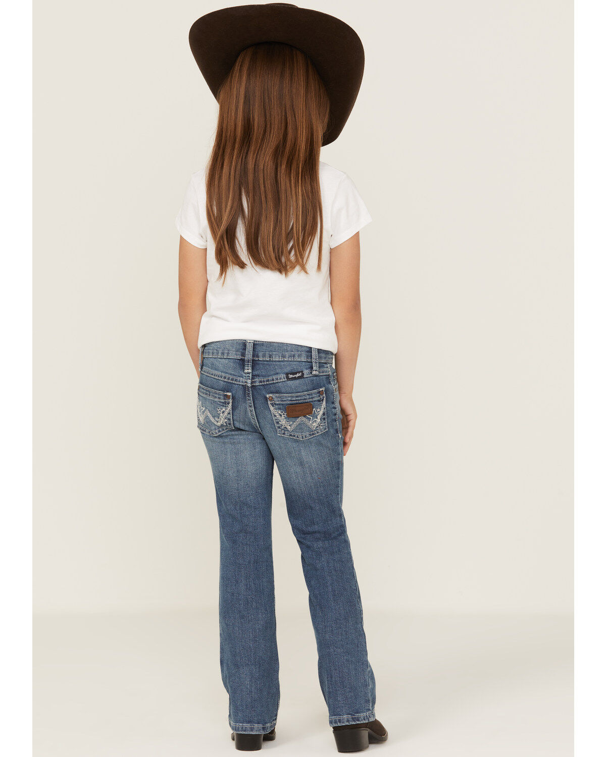Wrangler Girls' Dakota Star Pocket Medium Wash Bootcut Jeans