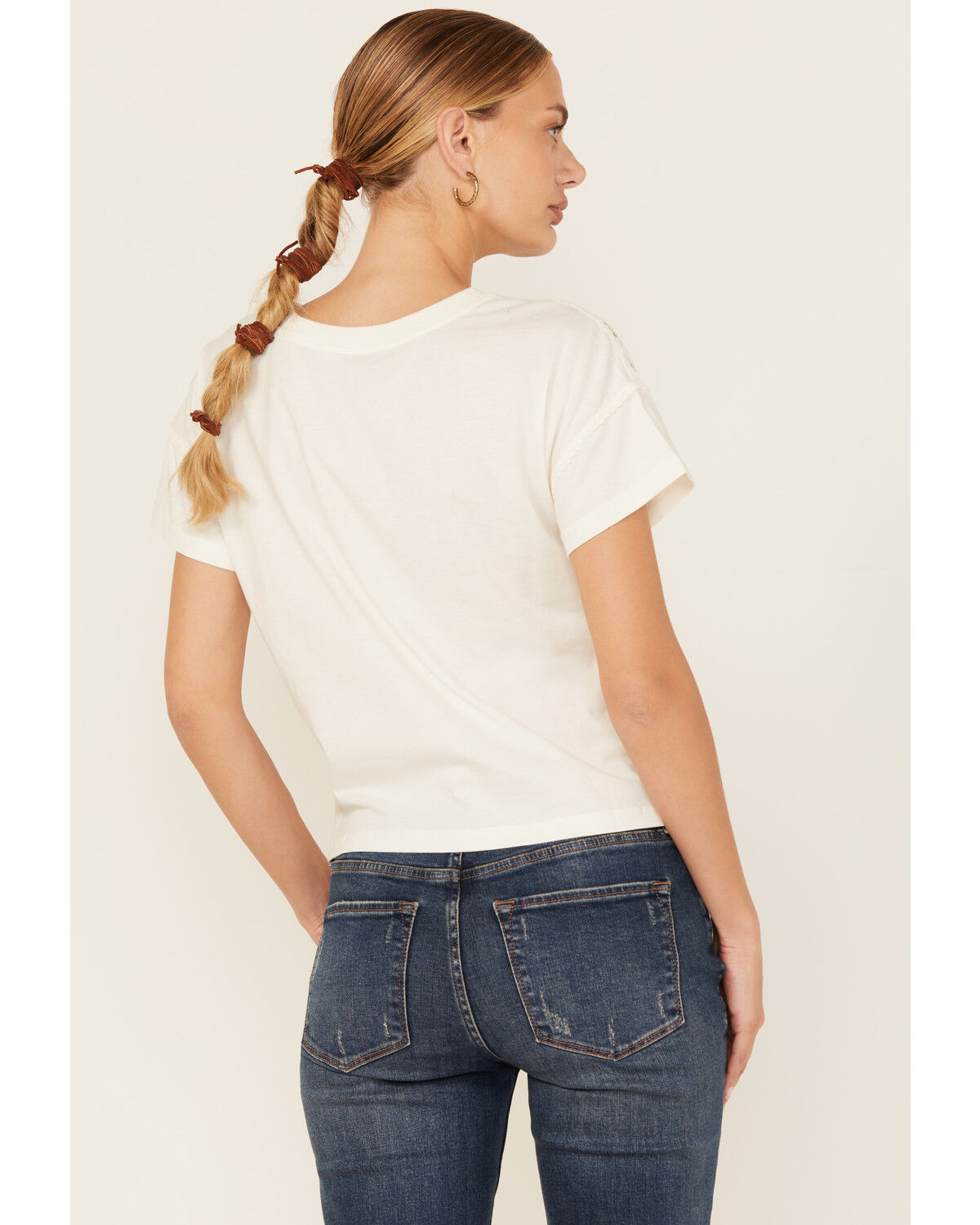 Shyanne Women's Rock & Roll Lace Short Sleeve Graphic Tee