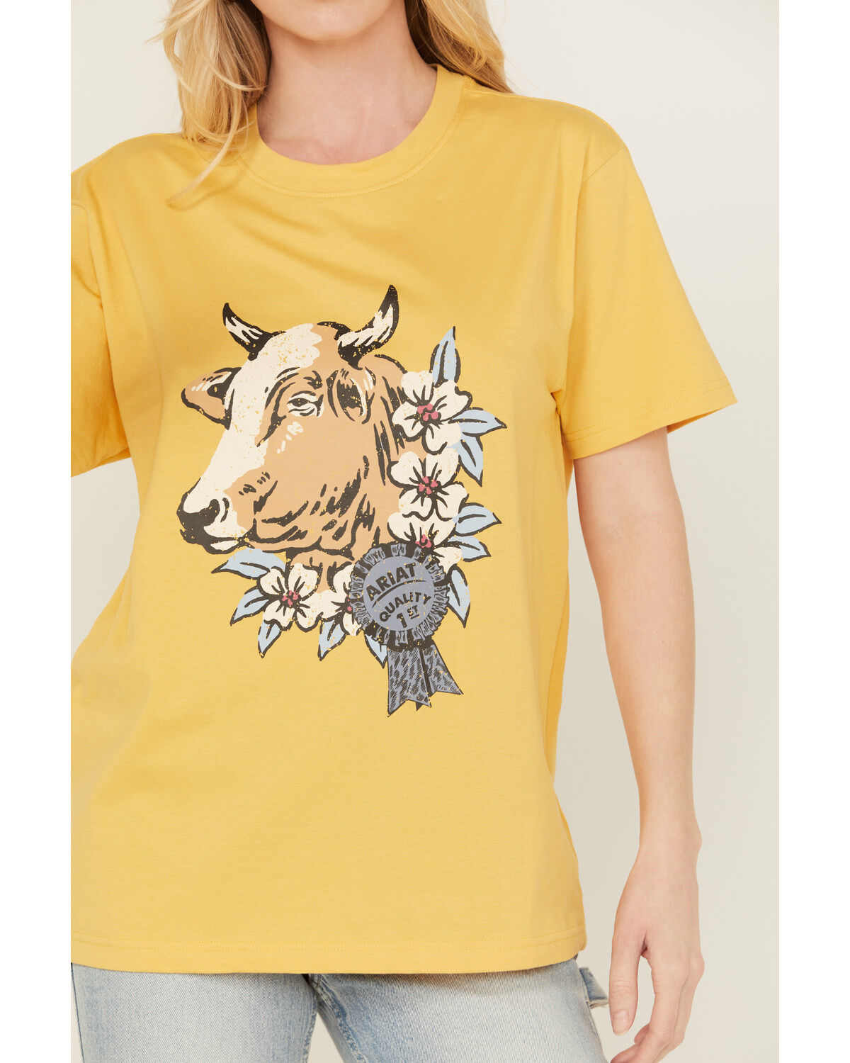 Ariat Women's Cow Short Sleeve Graphic Tee