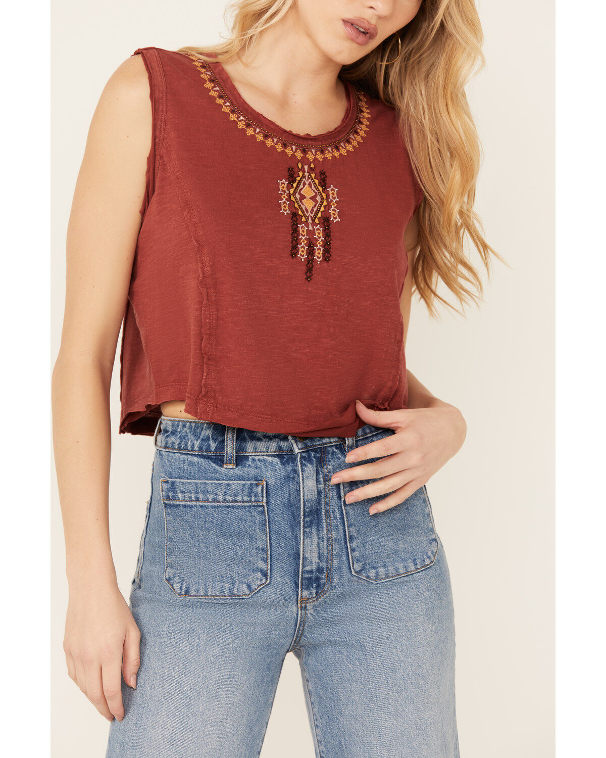 Shyanne Women's Embroidered Slub Jersey Top