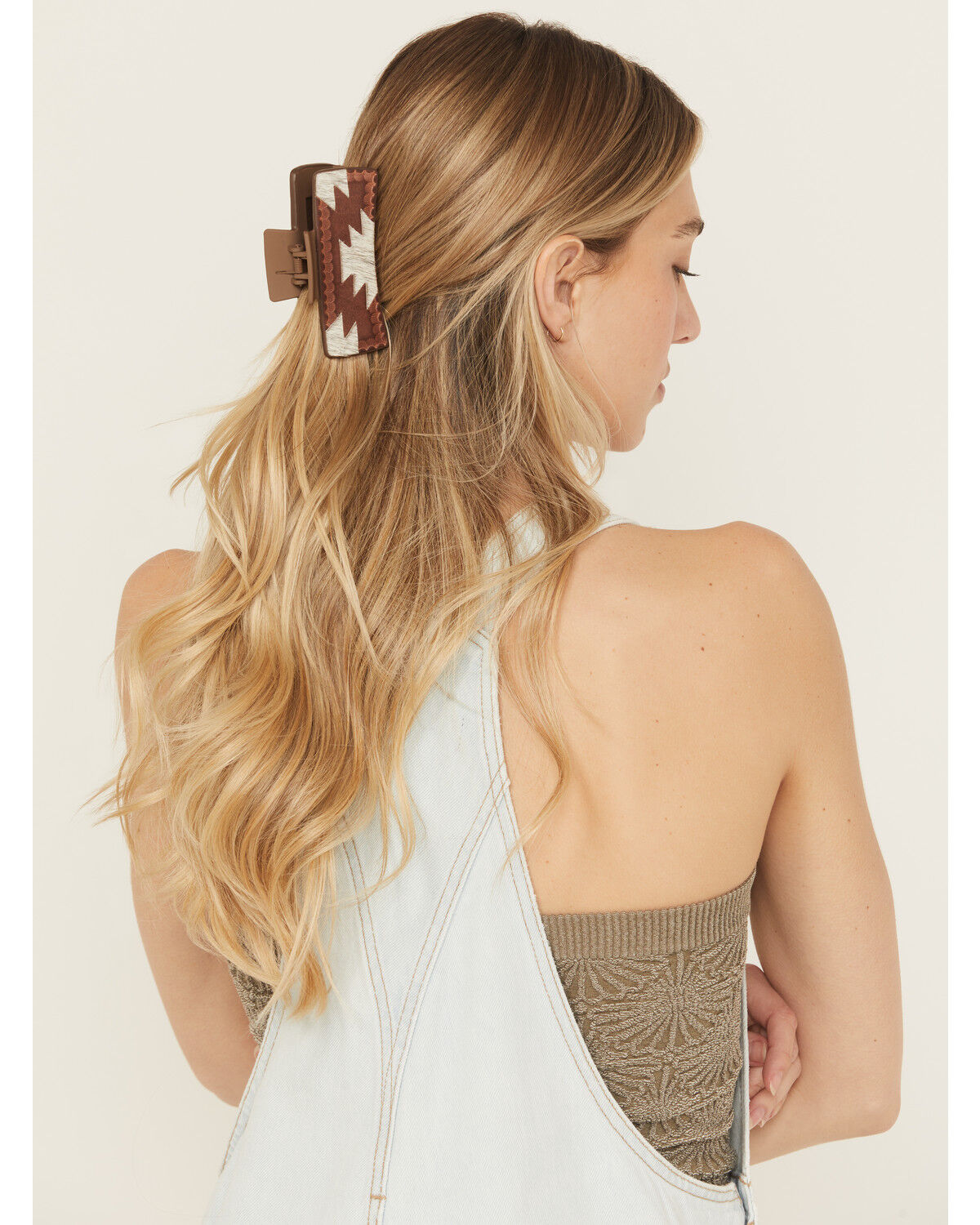 Shyanne Women's Hairon Leather Hair Clip