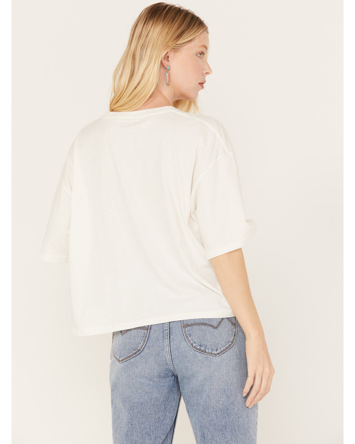 Wrangler Retro Women's Long Live Cowgirls Graphic Cropped Boxy Tee