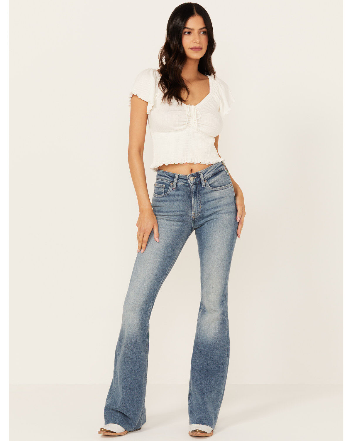 Idyllwind Women's Barnwell Medium Wash High Rise Flare Stretch Denim Jeans