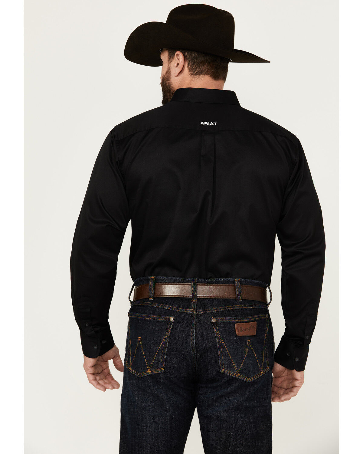 Ariat Men's Twill Fitted Team Mexico Solid Long Sleeve Button-Down Western Shirt