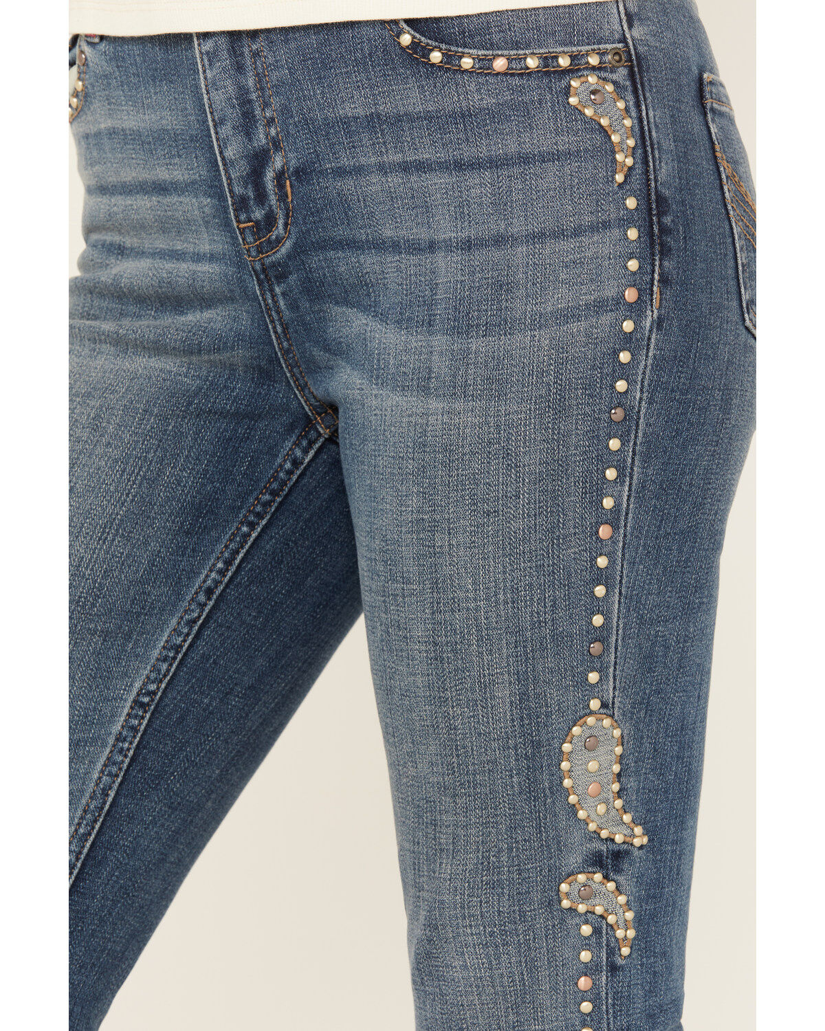 Idyllwind Women's Onslow Medium Wash Gypsy High Rise Embellished Stretch Flare Jeans