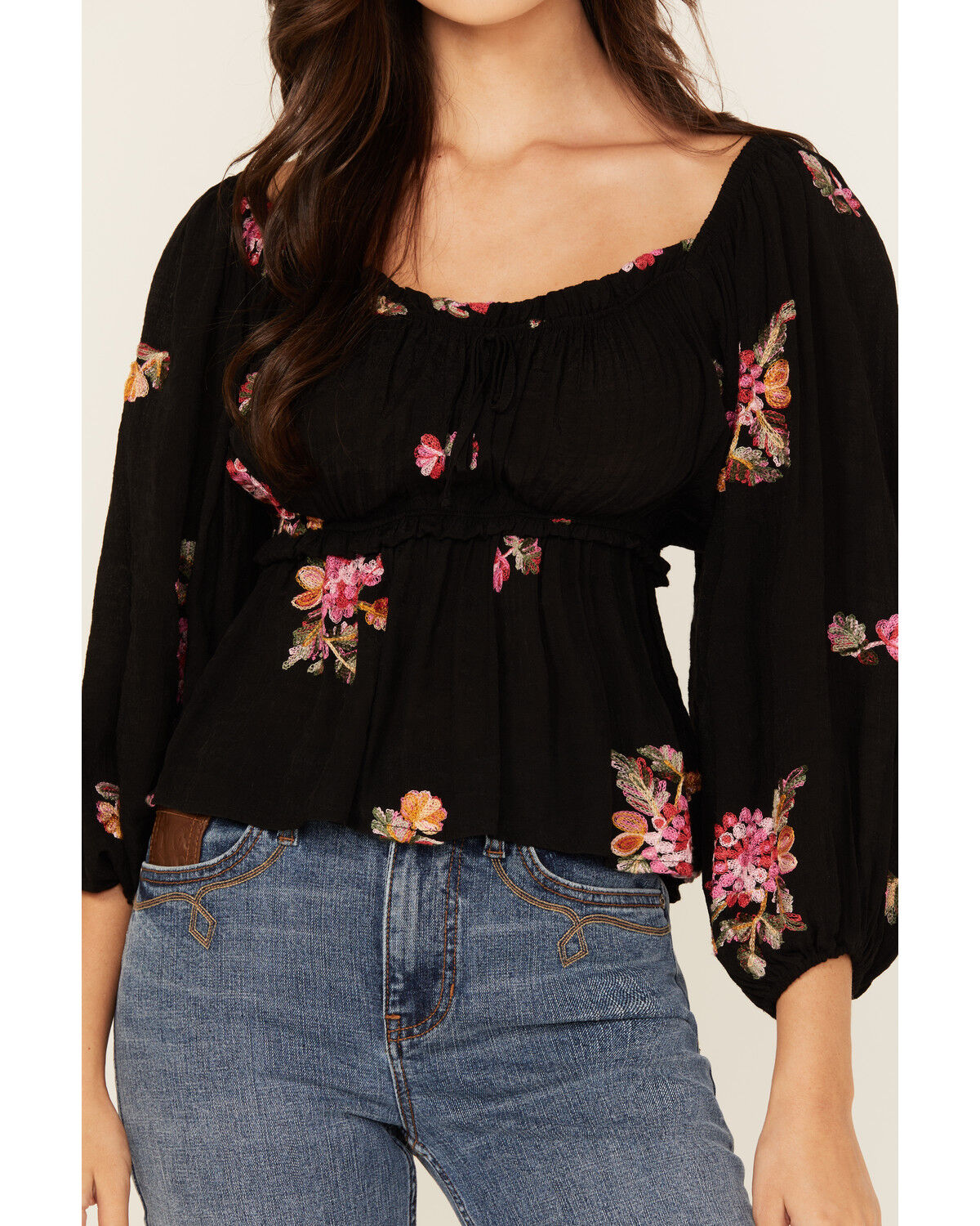 Wild Moss Women's Floral Embroidered 3/4 Sleeve Top