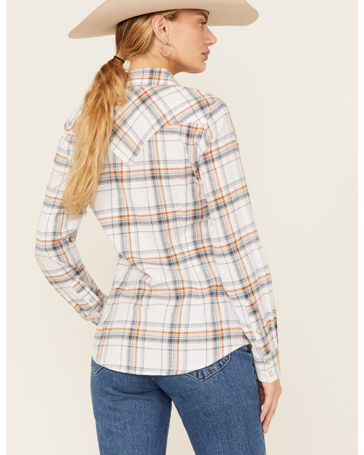 Wrangler Retro Women's Plaid Print Long Sleeve Pearl Snap Flannel Shirt