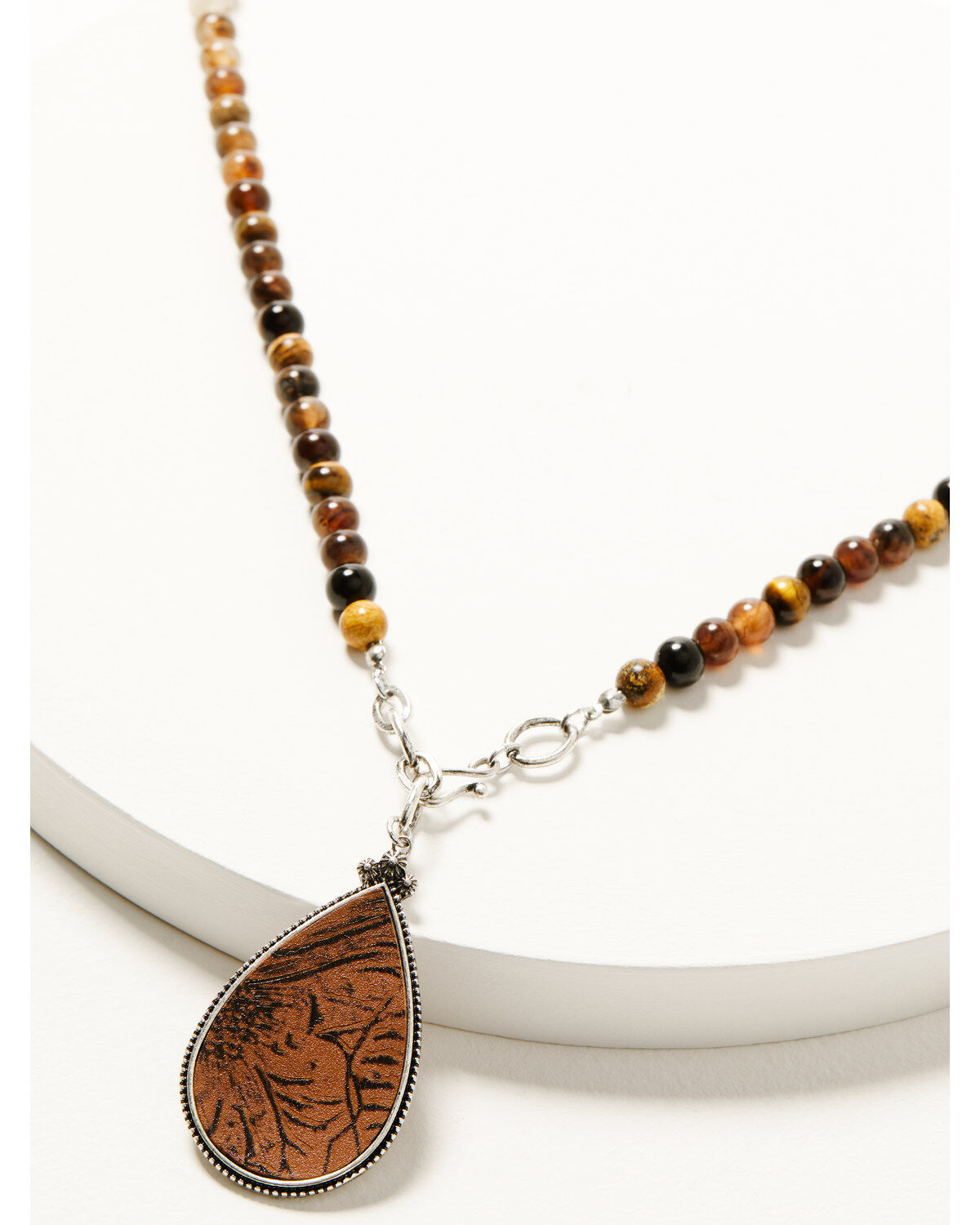 Shyanne Women's Heritage Valley Layered Beaded Necklace